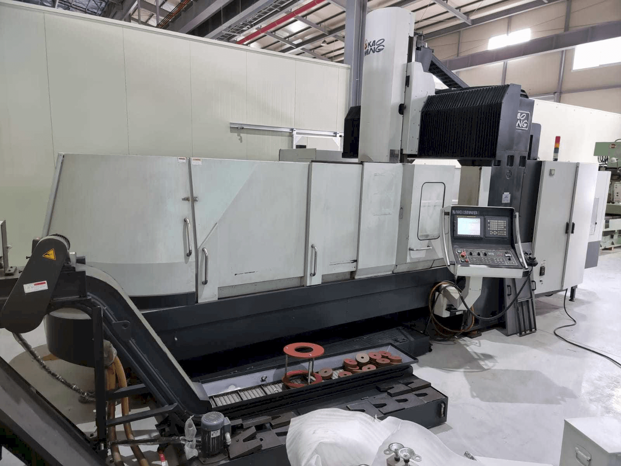 KAOMING KMC-3000SV-maskinen framifrån