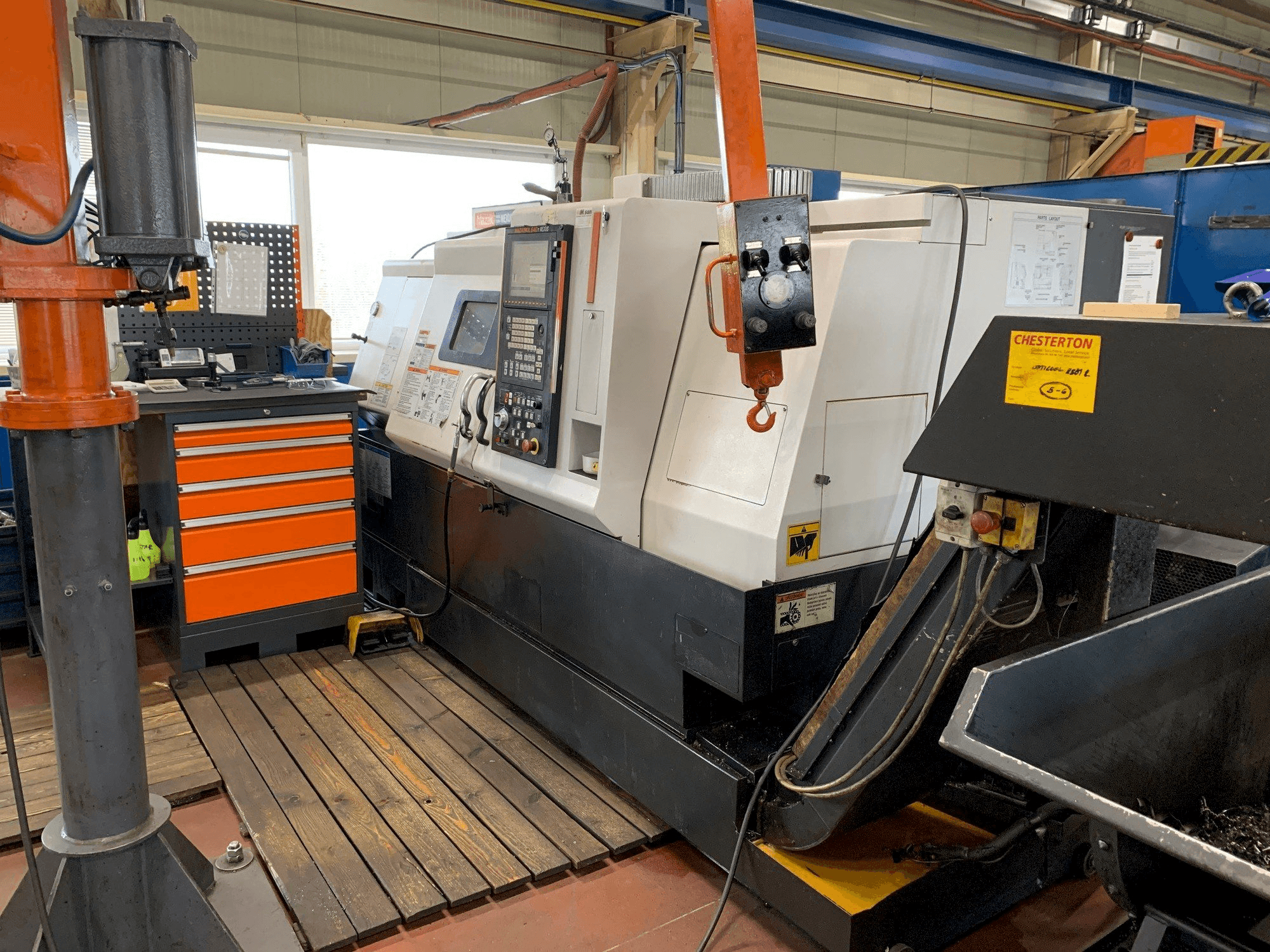 Mazak QTN - 250-maskinen framifrån