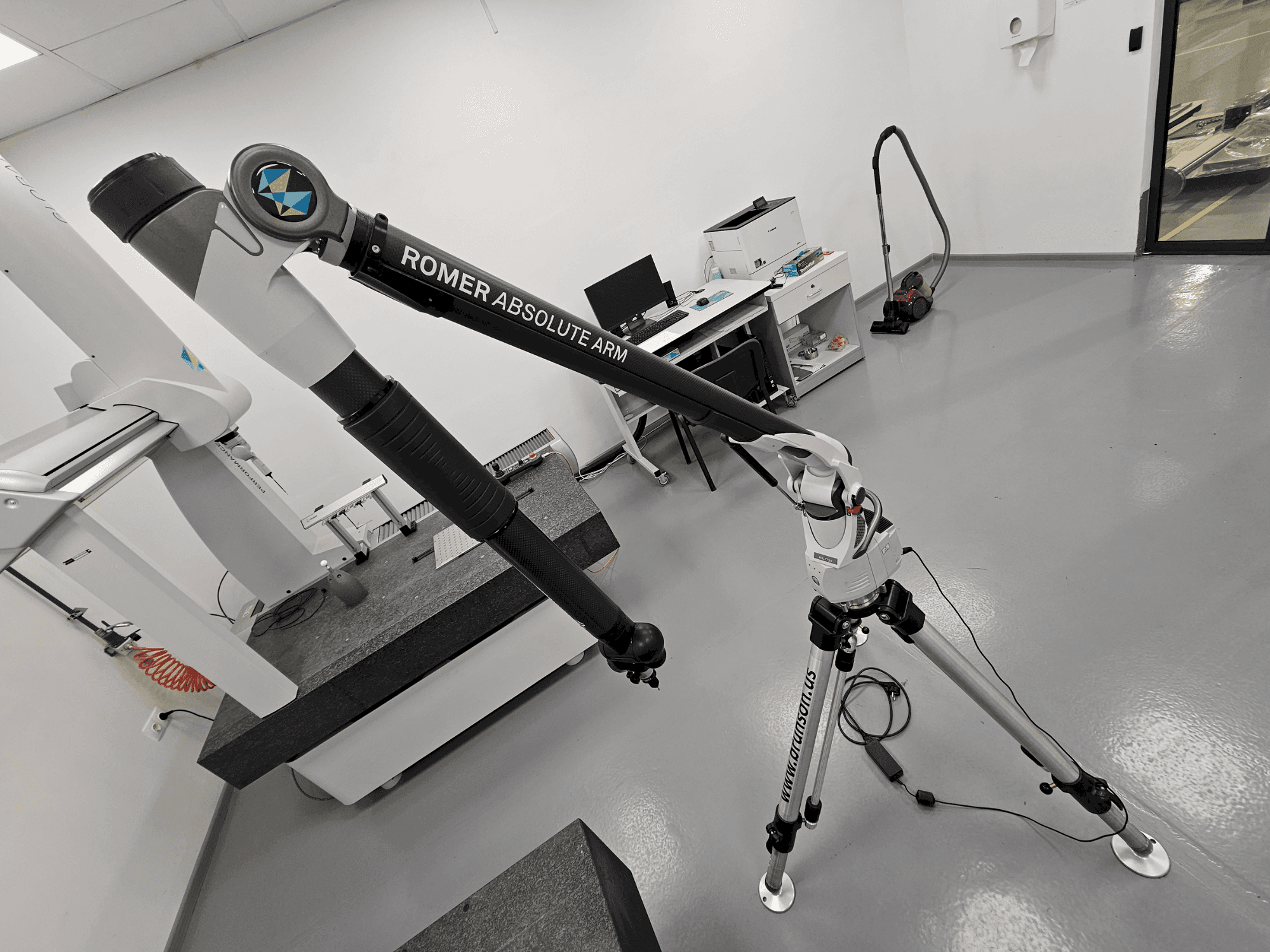 ROMER Absolute Arm 7730-maskinen framifrån