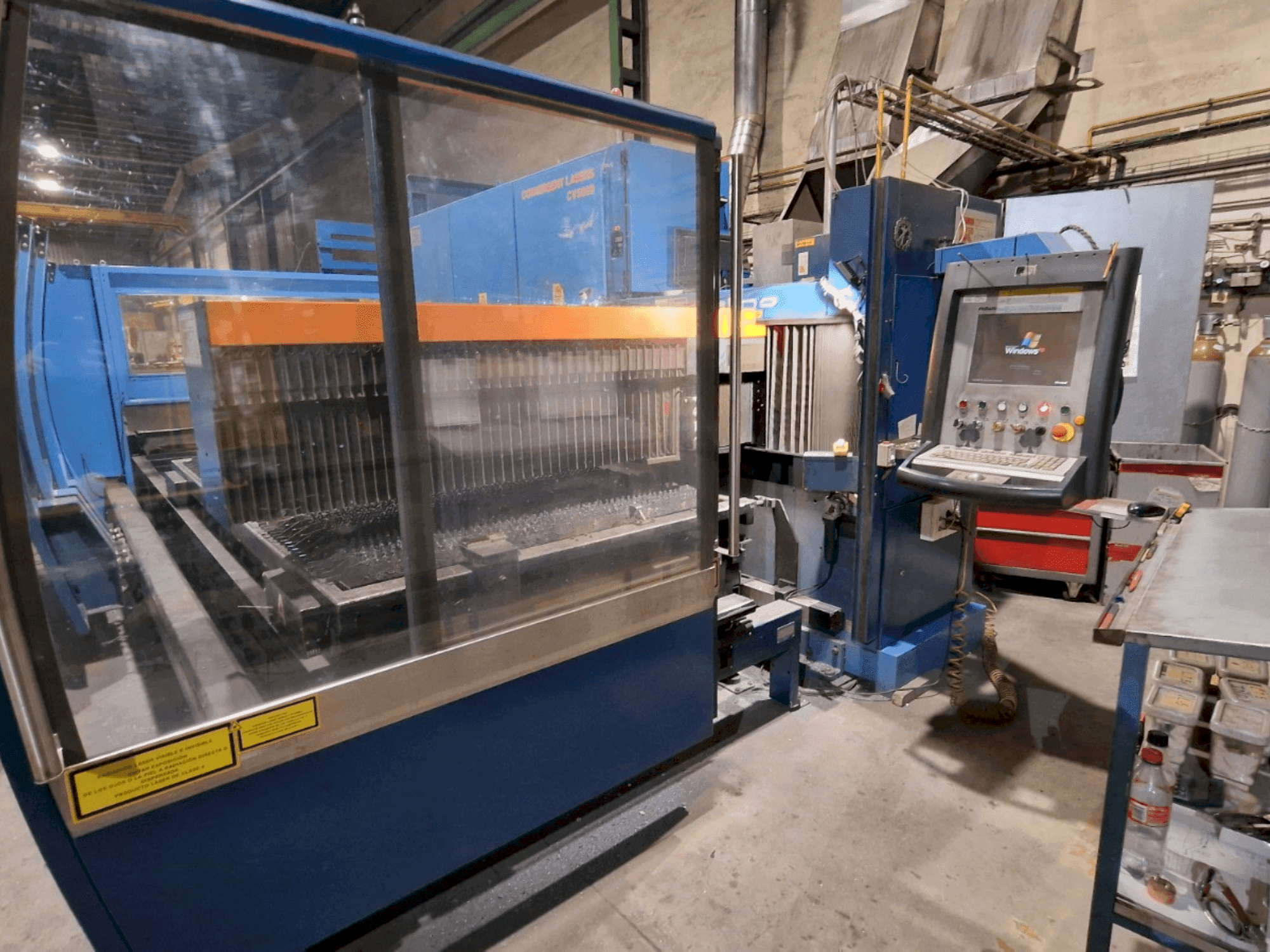 Prima Industrie PLATINO 1530-maskinen framifrån