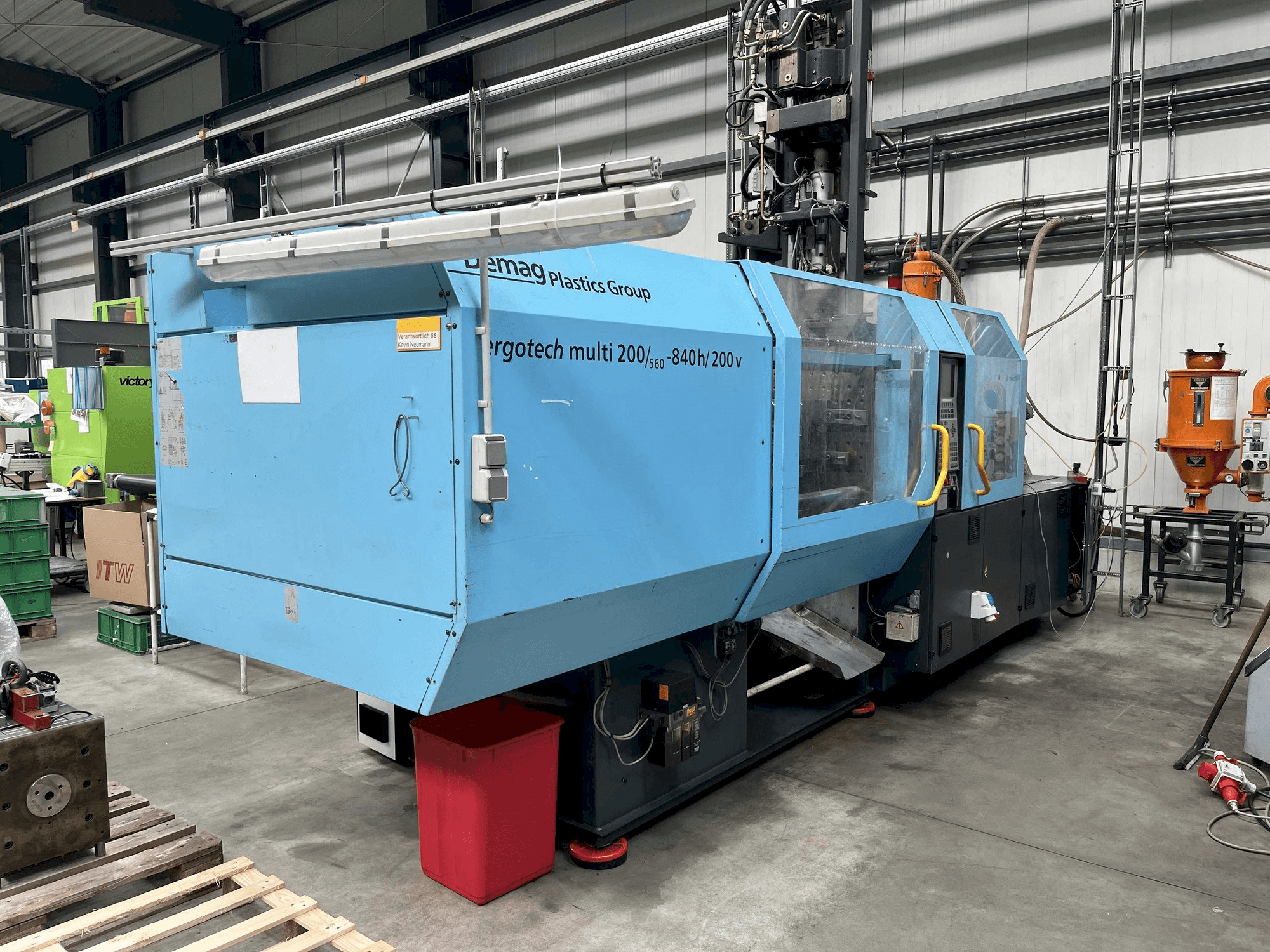 DEMAG Ergotech multi 200/560 - 840h/200V-maskinen framifrån