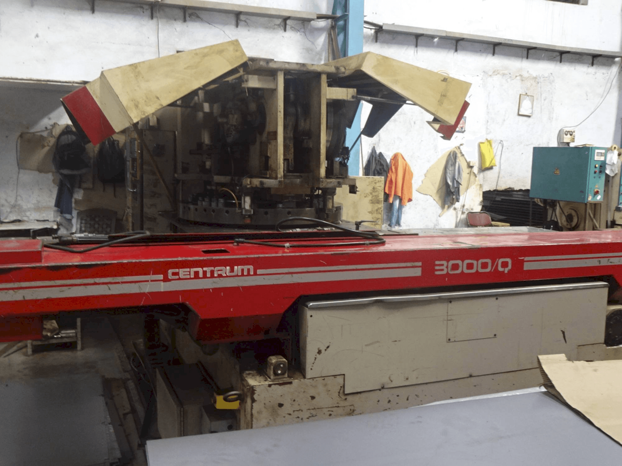 MURATA-maskinen framifrånMURATEC CENTRUM 3000