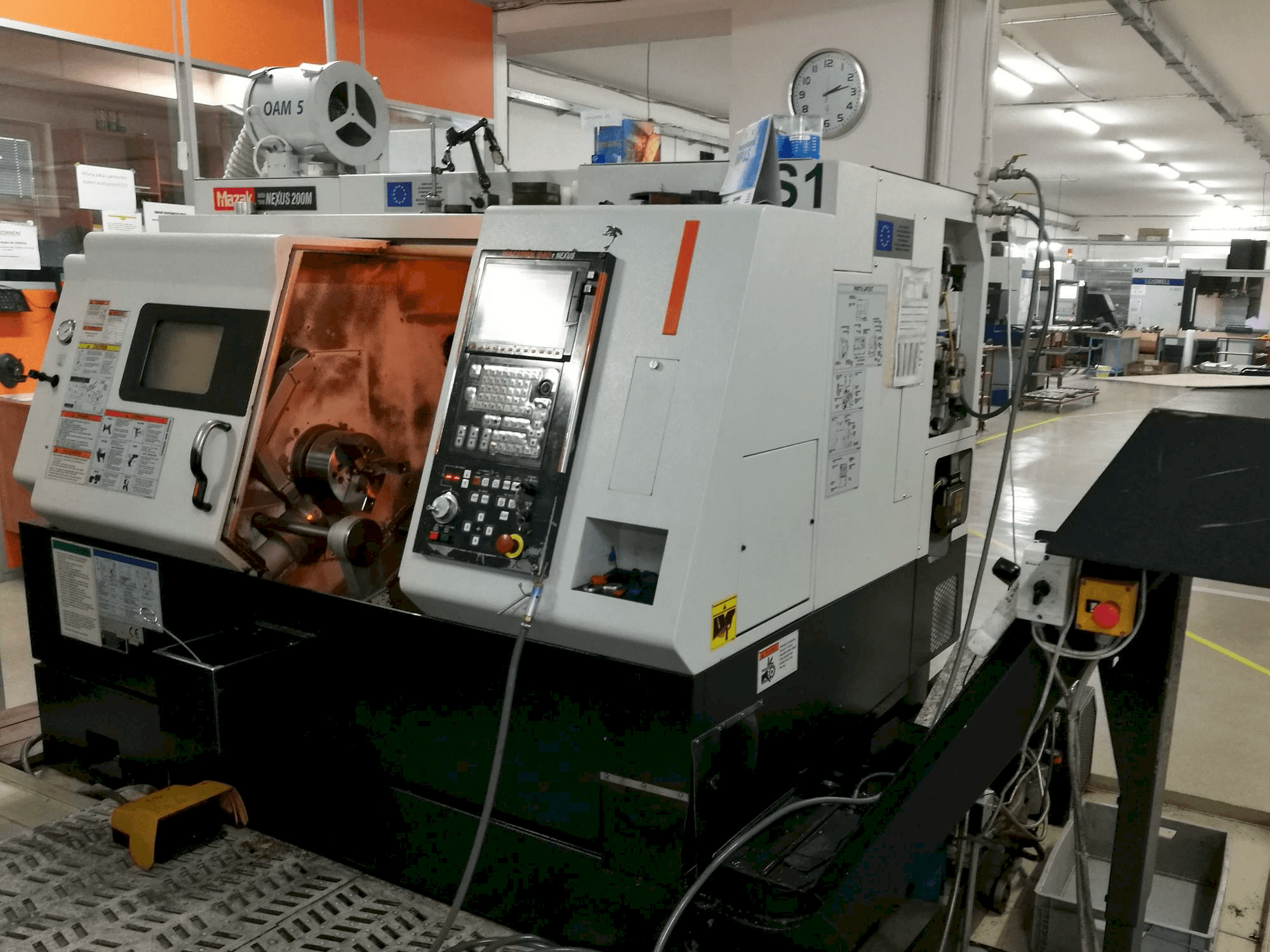 Mazak QTN-200M-maskinen framifrån