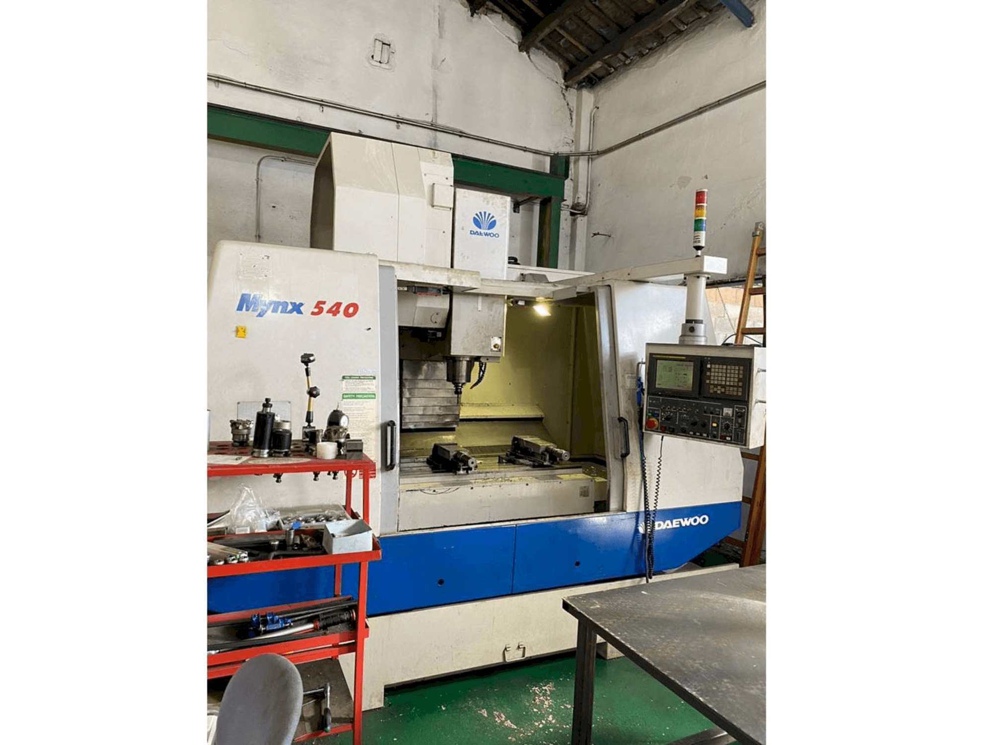 DAEWOO Mynx 540-maskinen framifrån