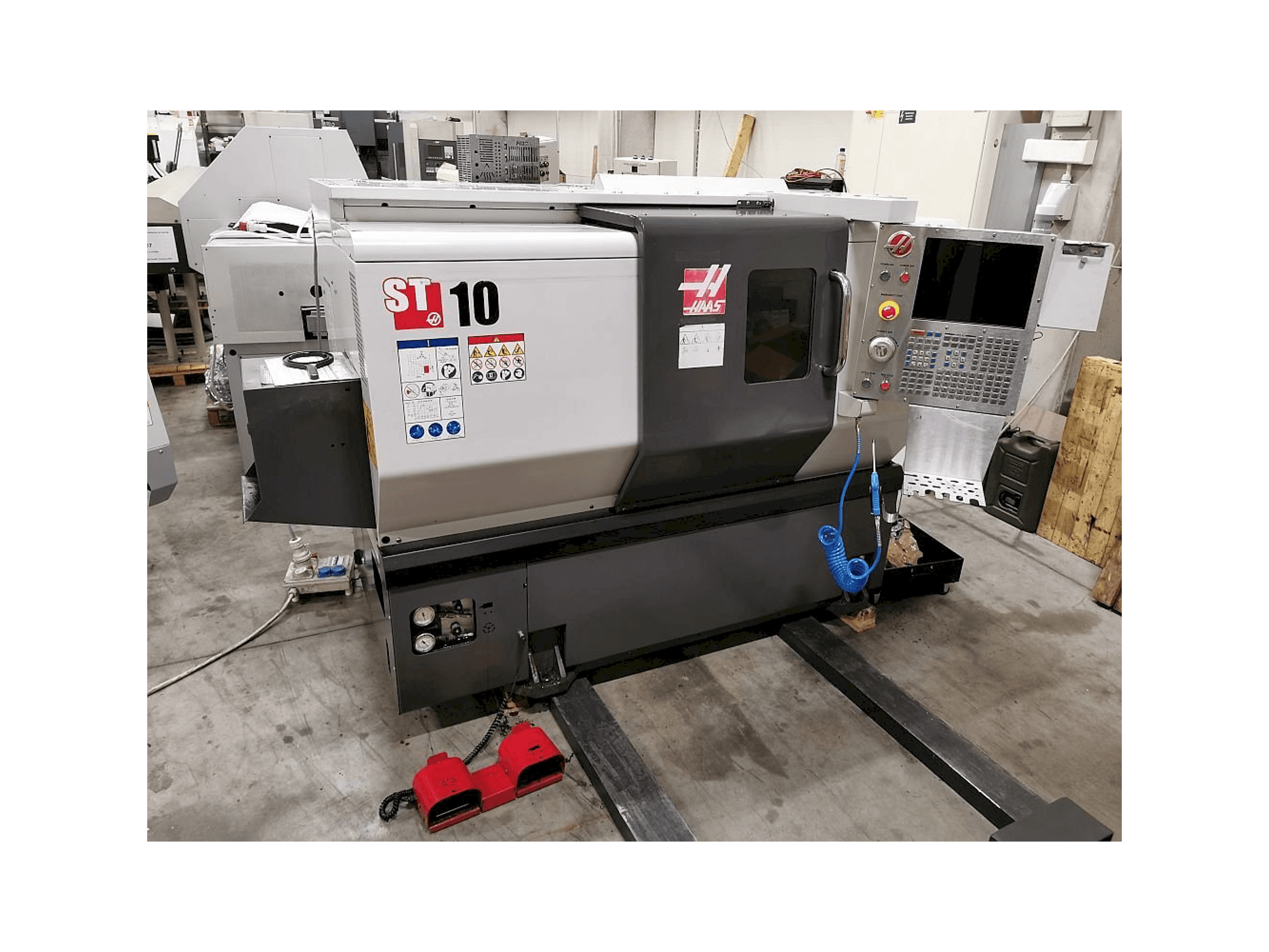 HAAS ST 10-maskinen framifrån