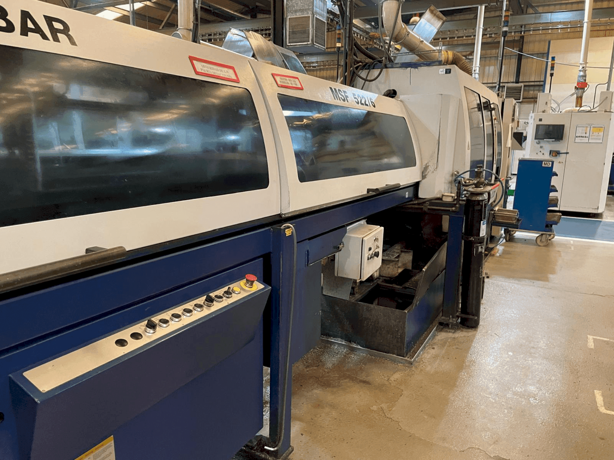 Tornos-Bechler MultiDeco 26-6 (2000)-maskinen framifrån