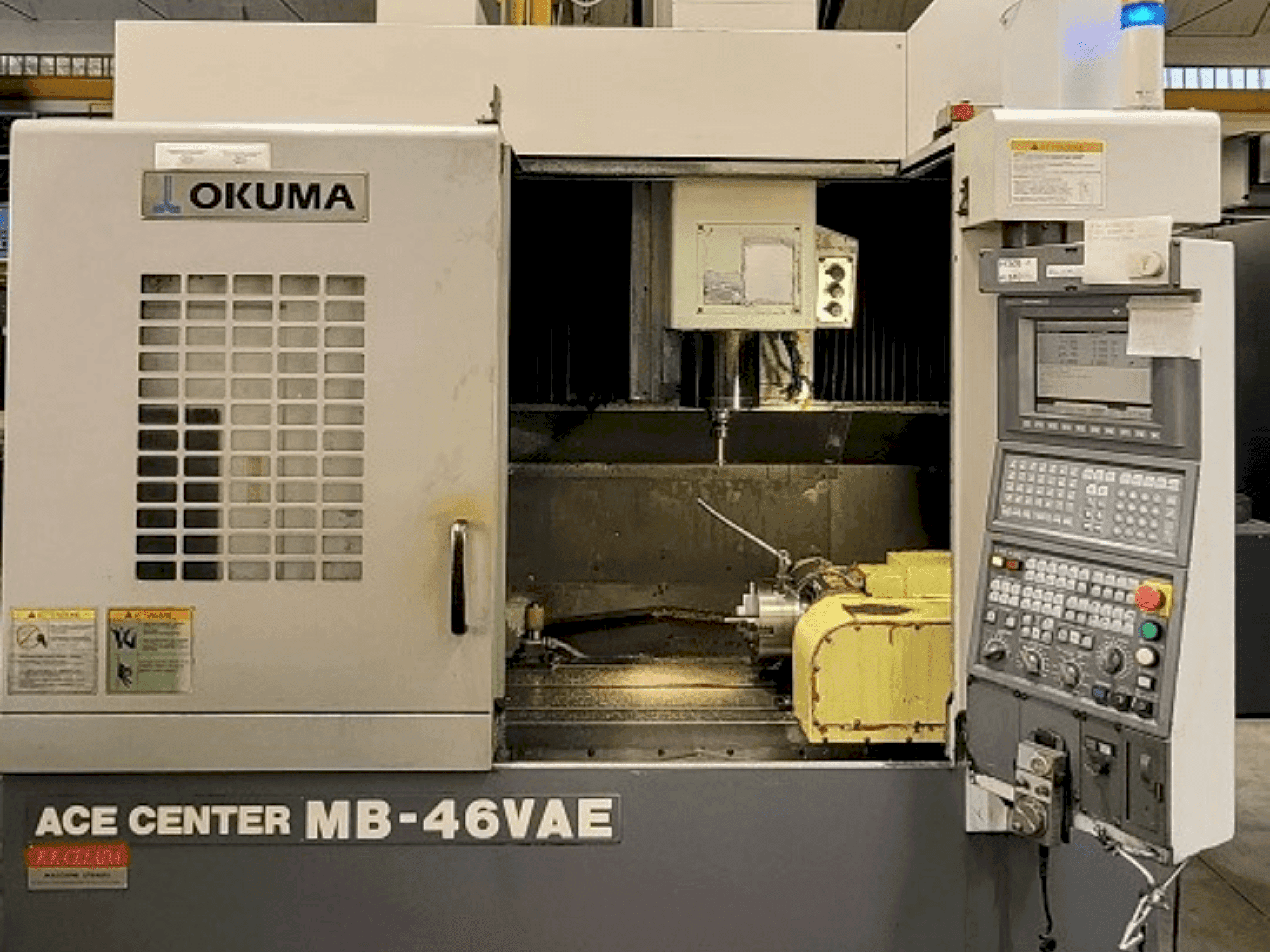 Okuma MB-46VAE-maskinen framifrån