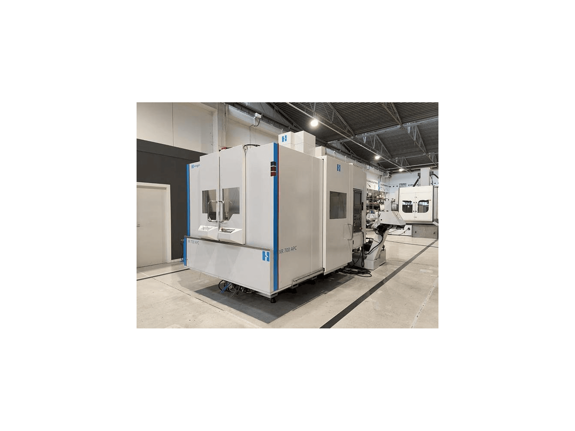 Bridgeport XR-700 APC-maskinen framifrån