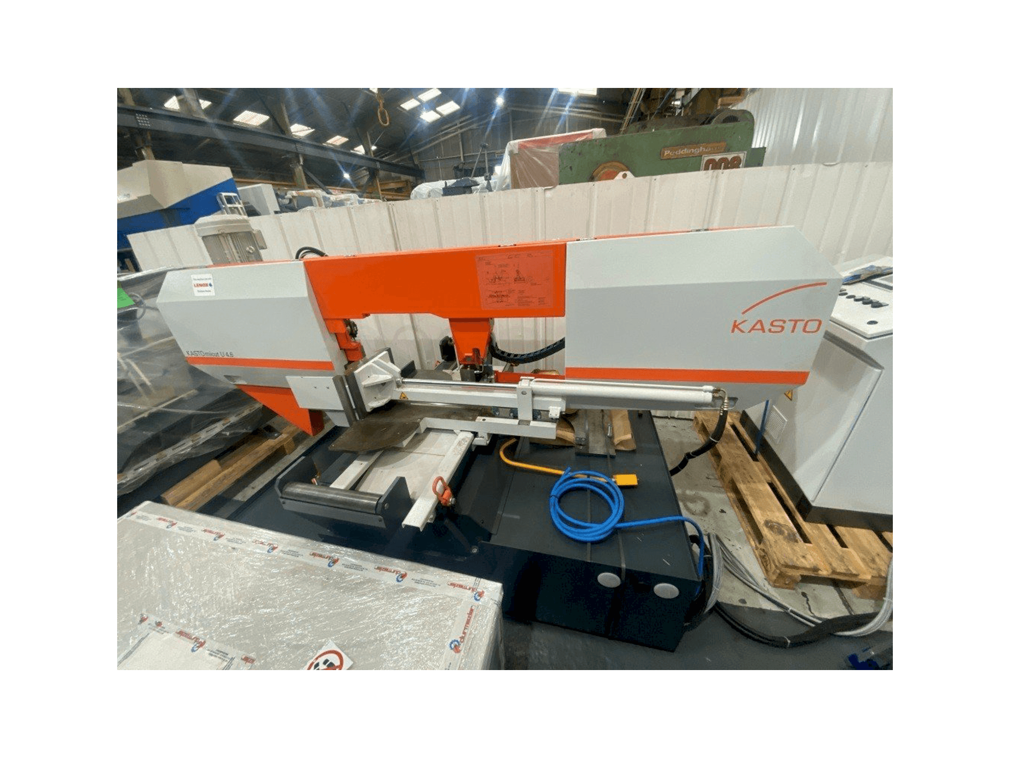 KASTO KASTOmicut U 4.6-maskinen framifrån