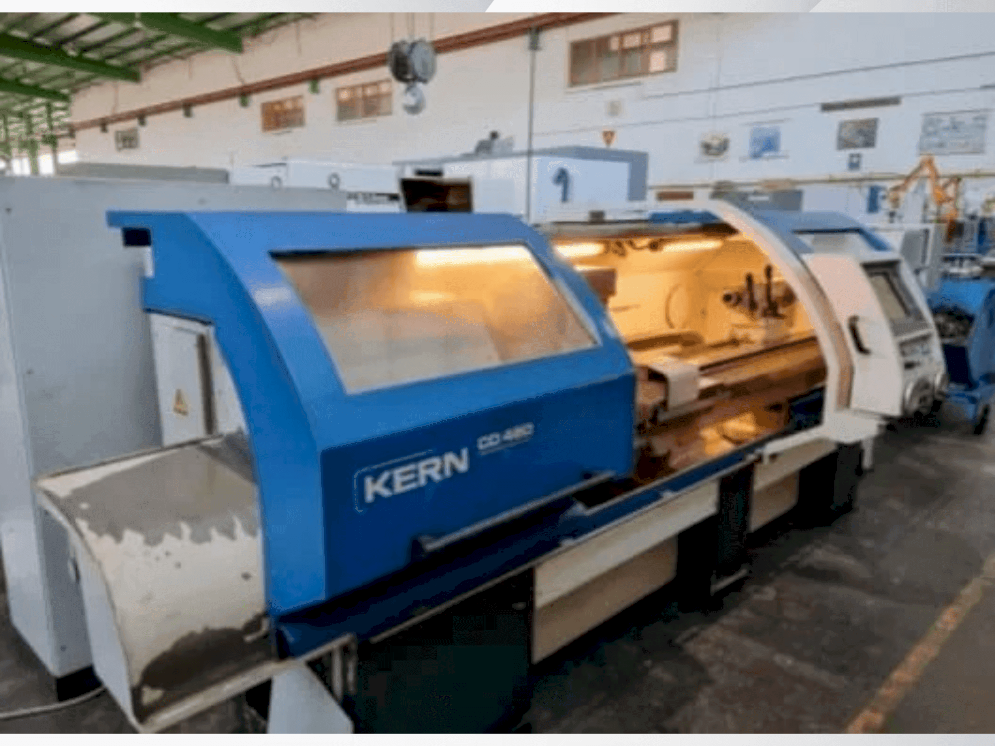 KERN CD 480/2000-maskinen framifrån