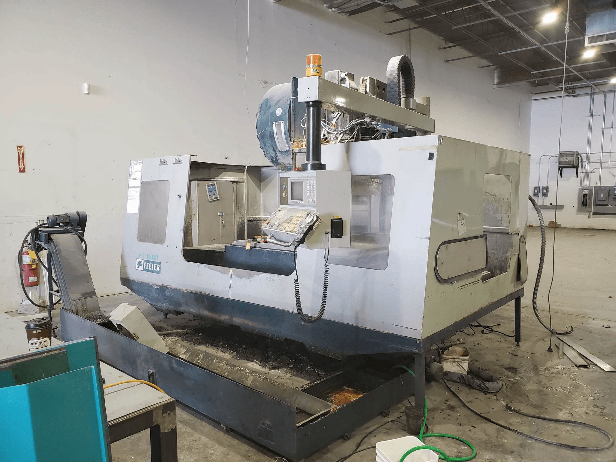 Feeler FV-1500A-maskinen framifrån