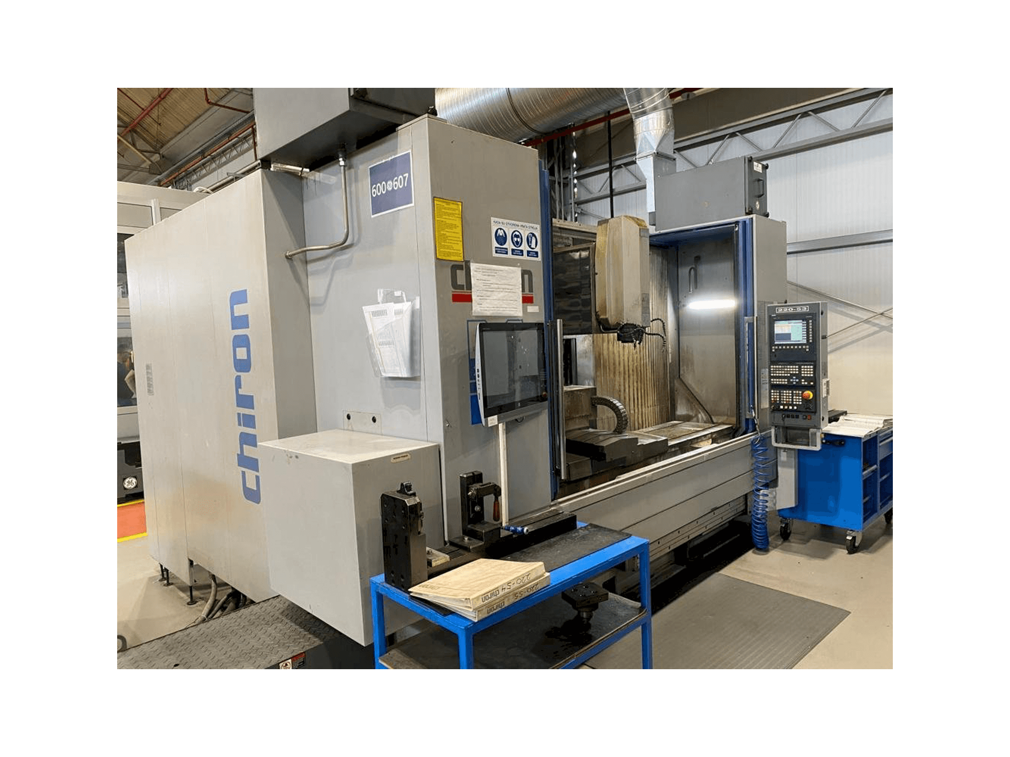 CHIRON MILL 2000-maskinen framifrån