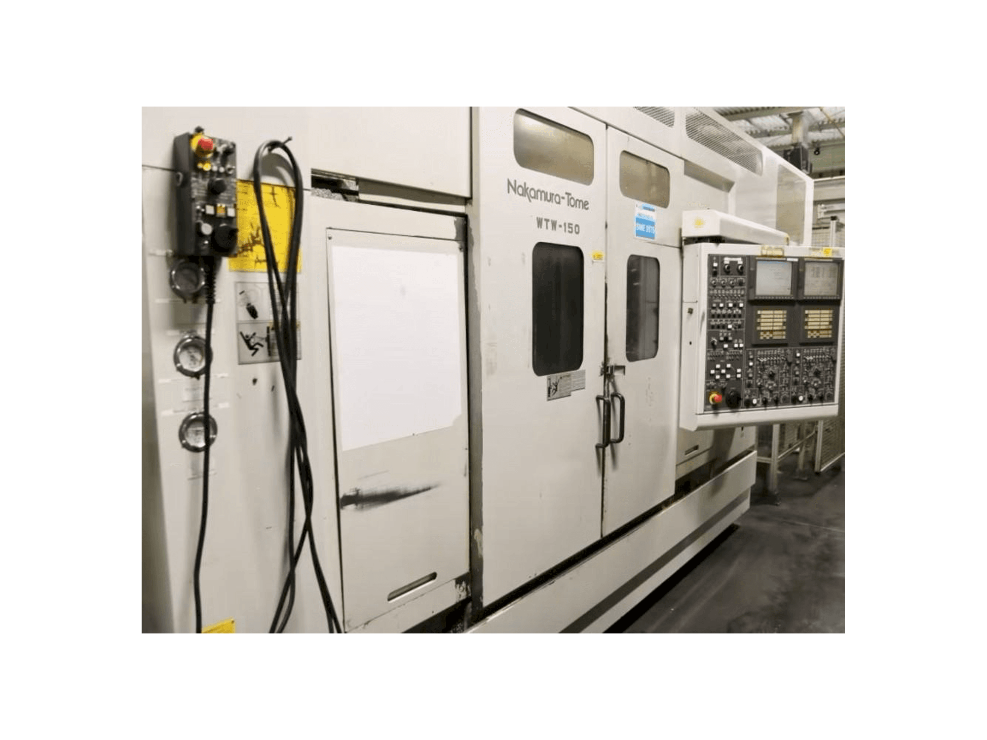 NAKAMURA-TOME WTW-150-maskinen sedd från vänster