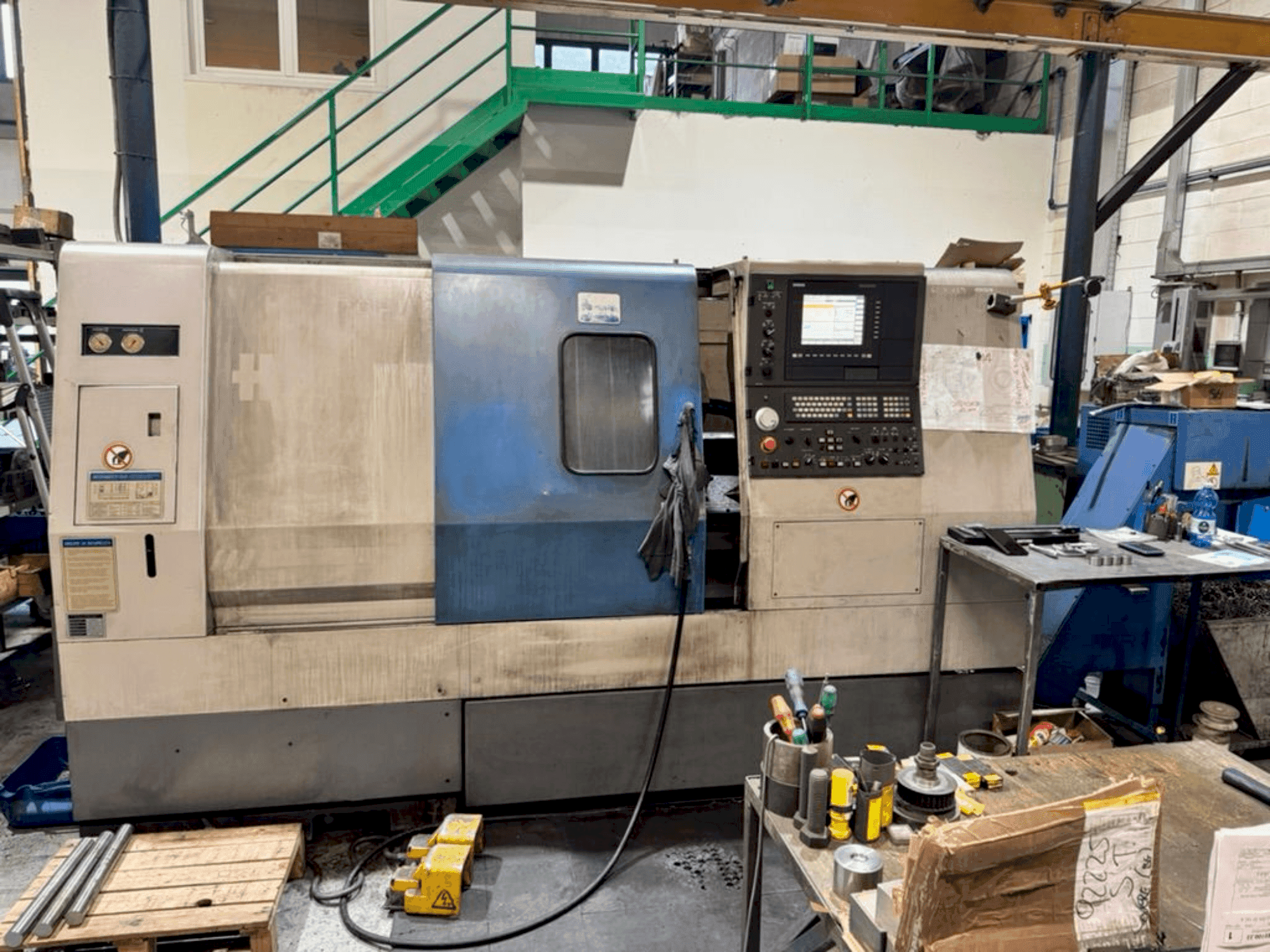 Hyundai Hit 250C-maskinen framifrån