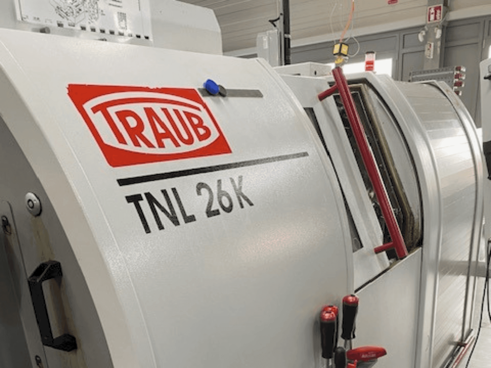 TRAUB TNL 26 K-maskinen framifrån