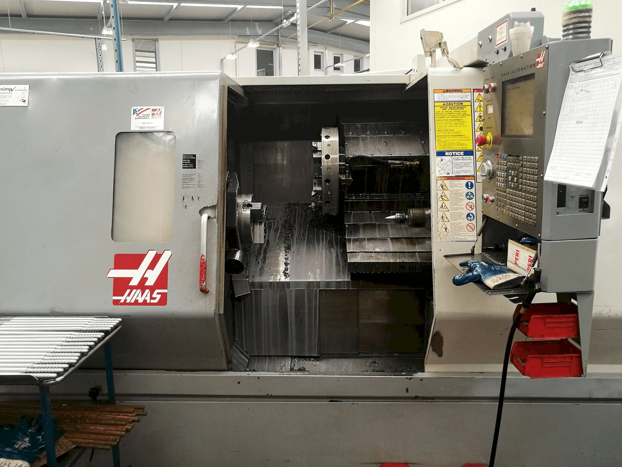 HAAS SL-30THE-maskinen framifrån