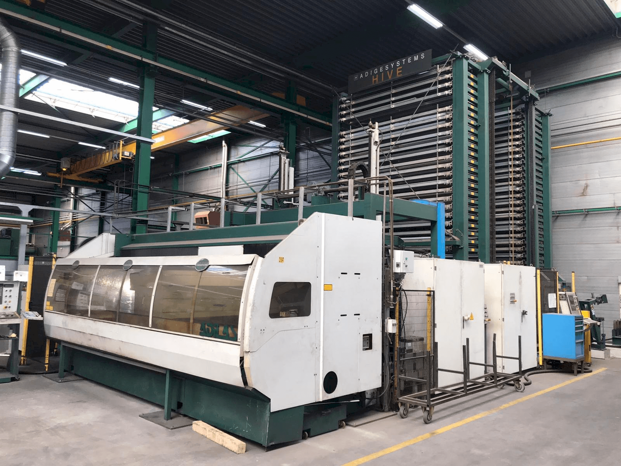 BLM Adige Adilas 3,2kW CO2 laser 3015 + automation-maskinen framifrån