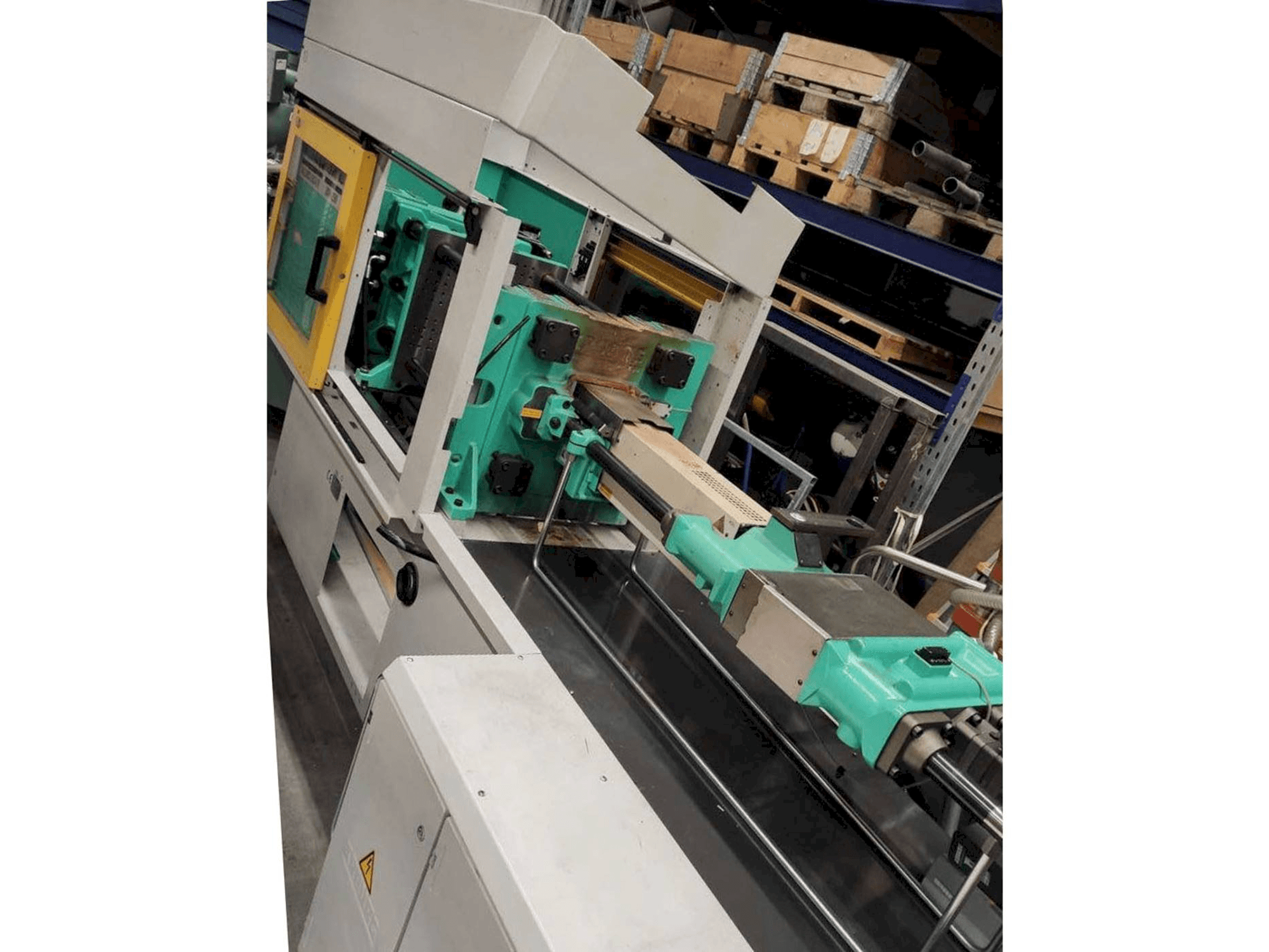 Arburg 370C-800-250-maskinen framifrån