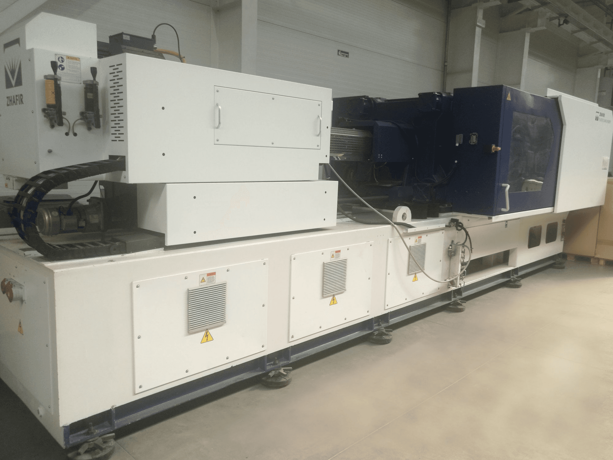 Zhafir-maskinen framifrånVE 4100/1100