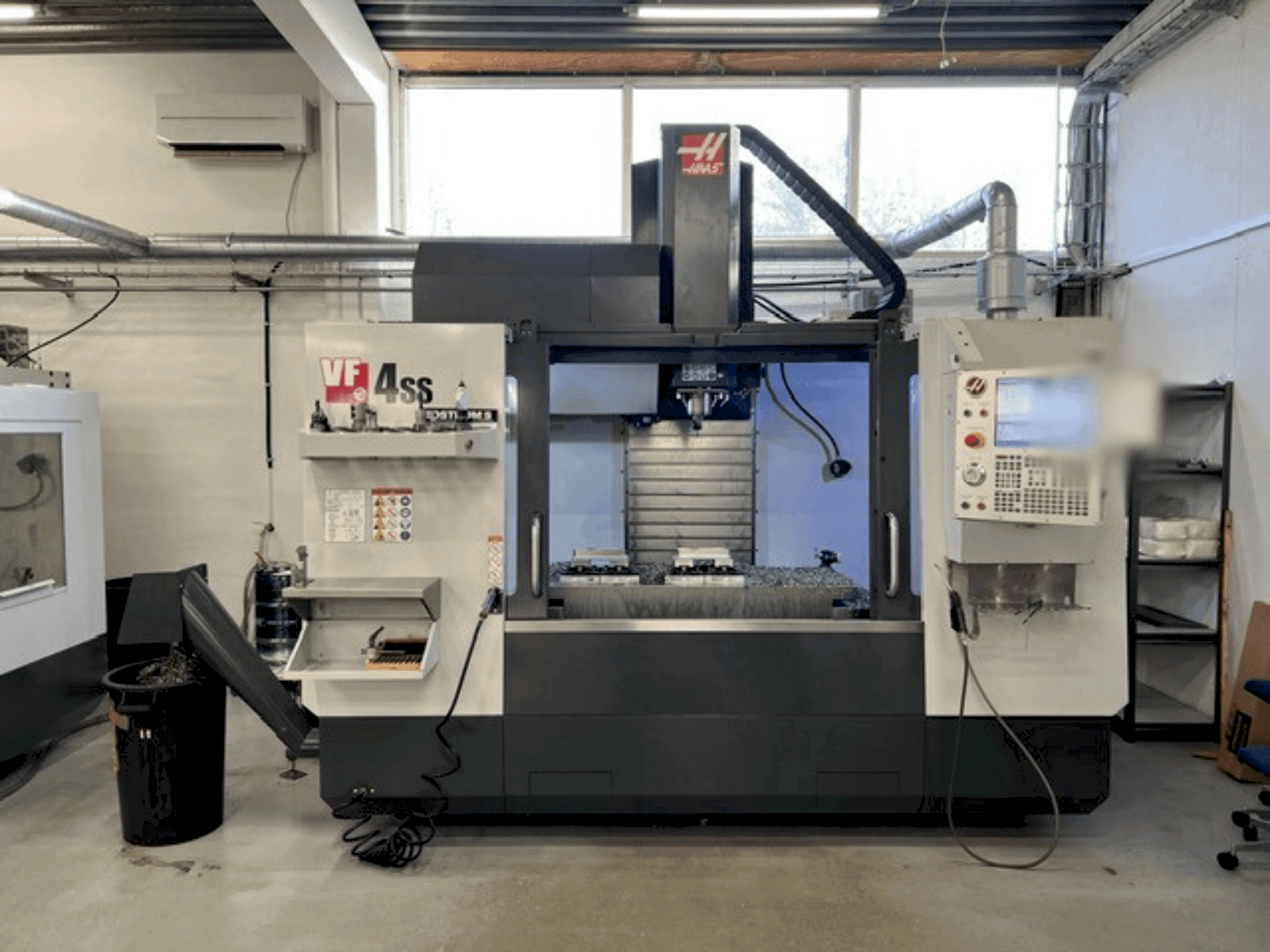 HAAS VF-4SS-maskinen framifrån