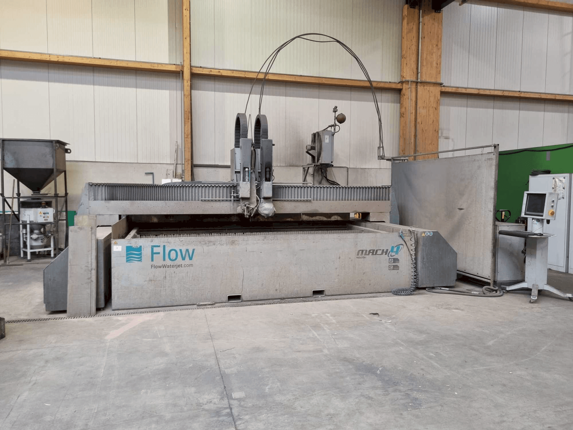 Flow WMC 2 4020 Mach 4-maskinen framifrån