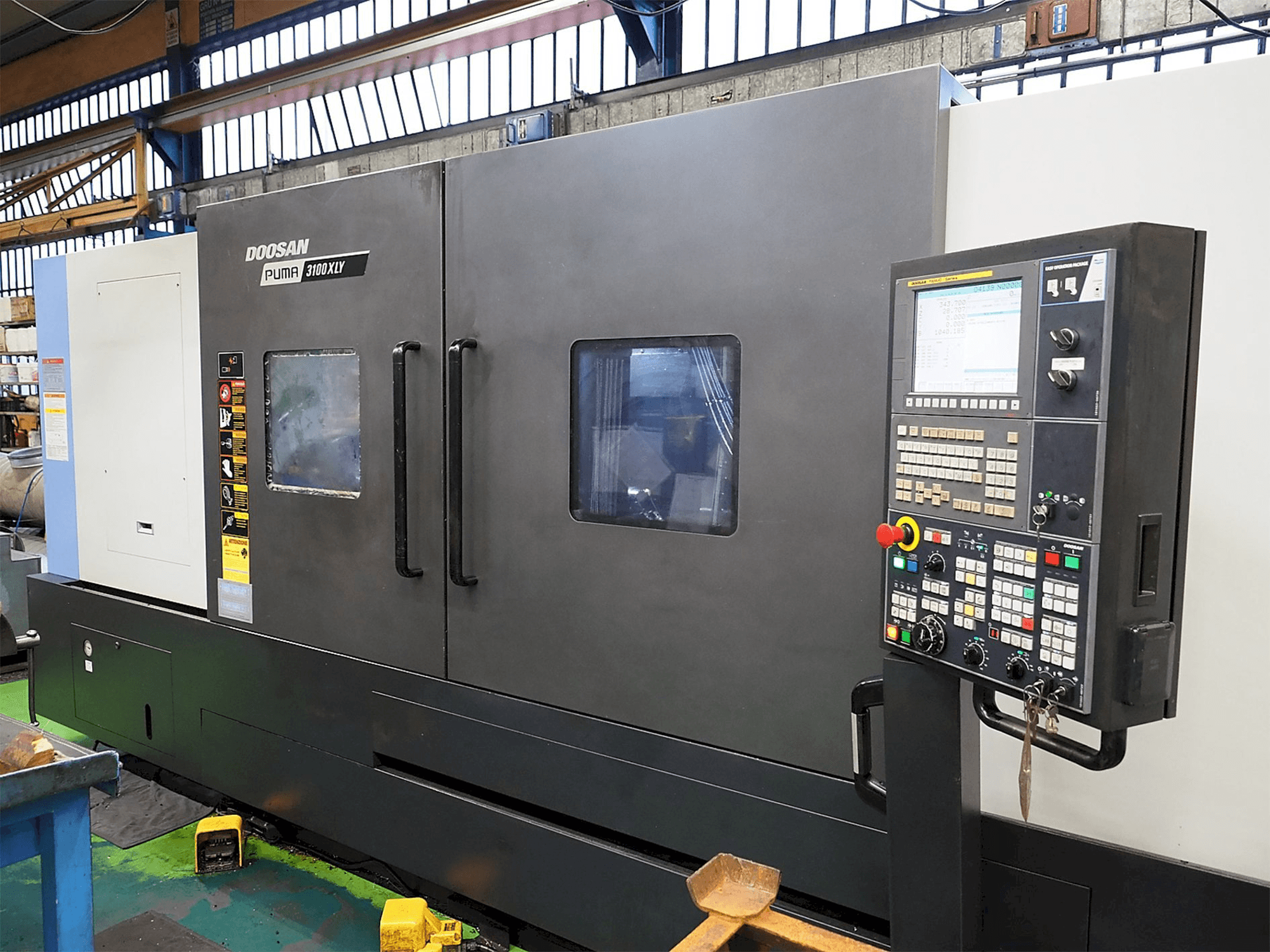 Doosan Puma 3100XLY-maskinen framifrån