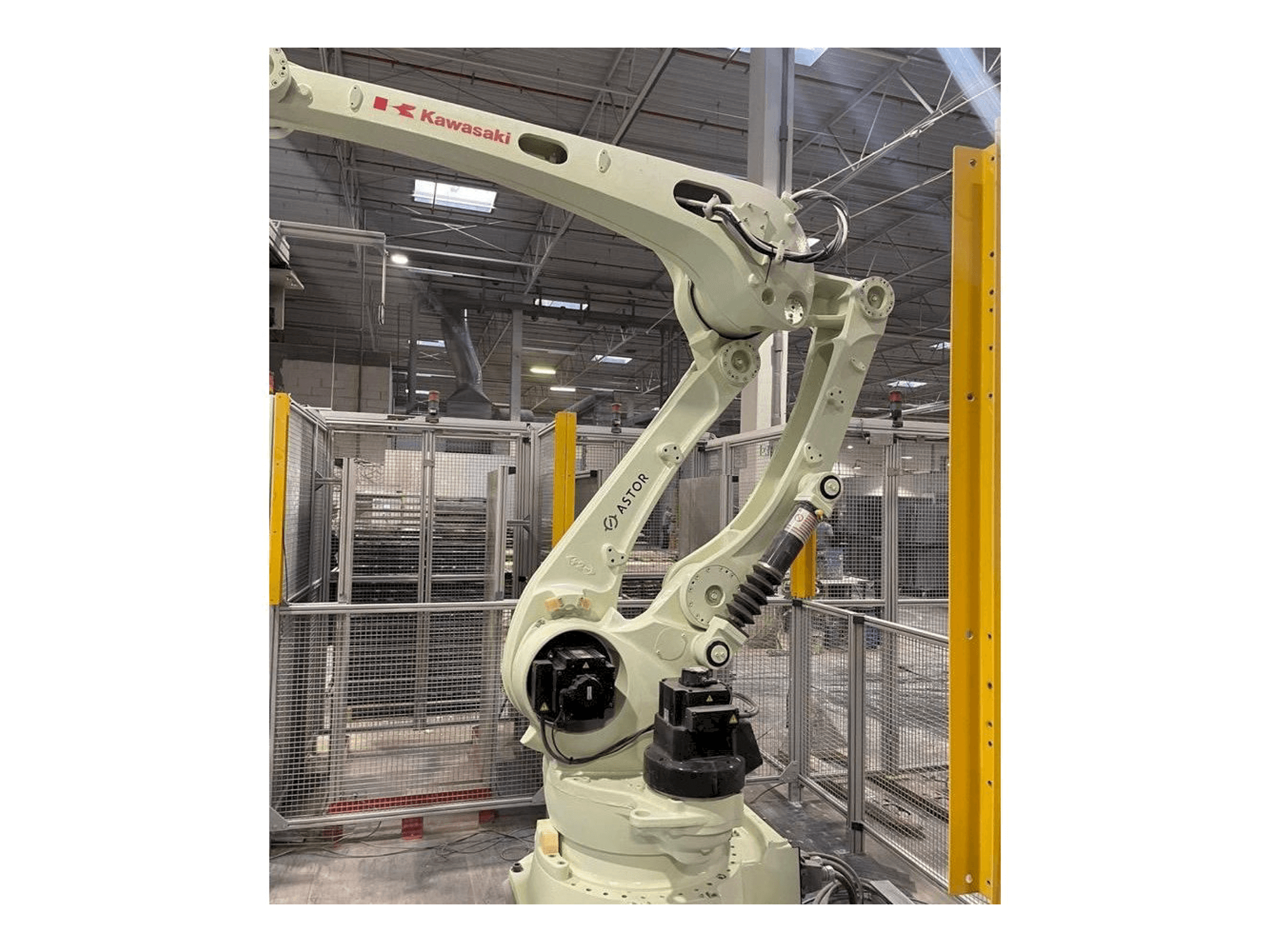 Kawasaki 3CP180L-AC03-maskinen framifrån