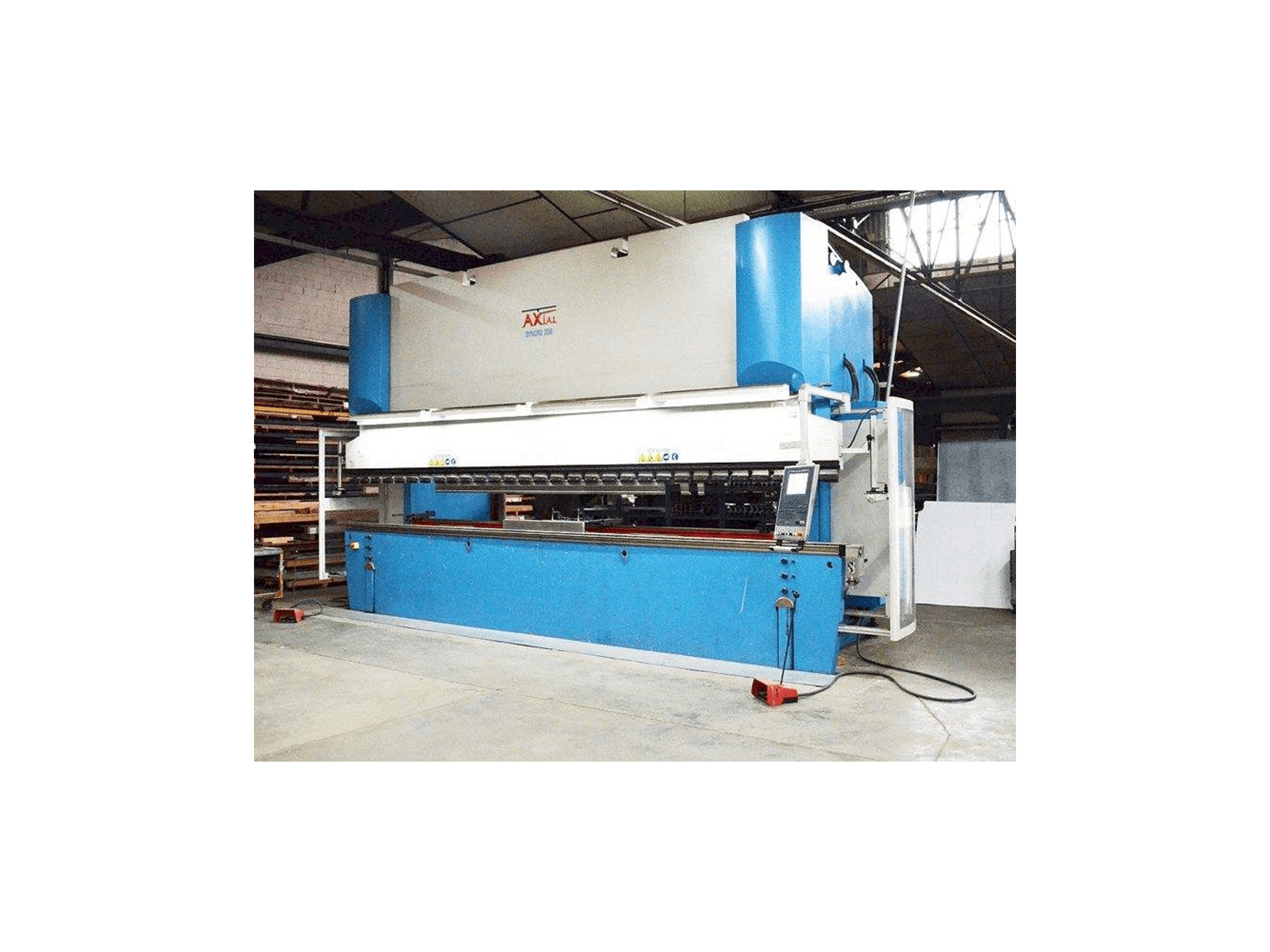 Axial SYNCRO 356-maskinen framifrån