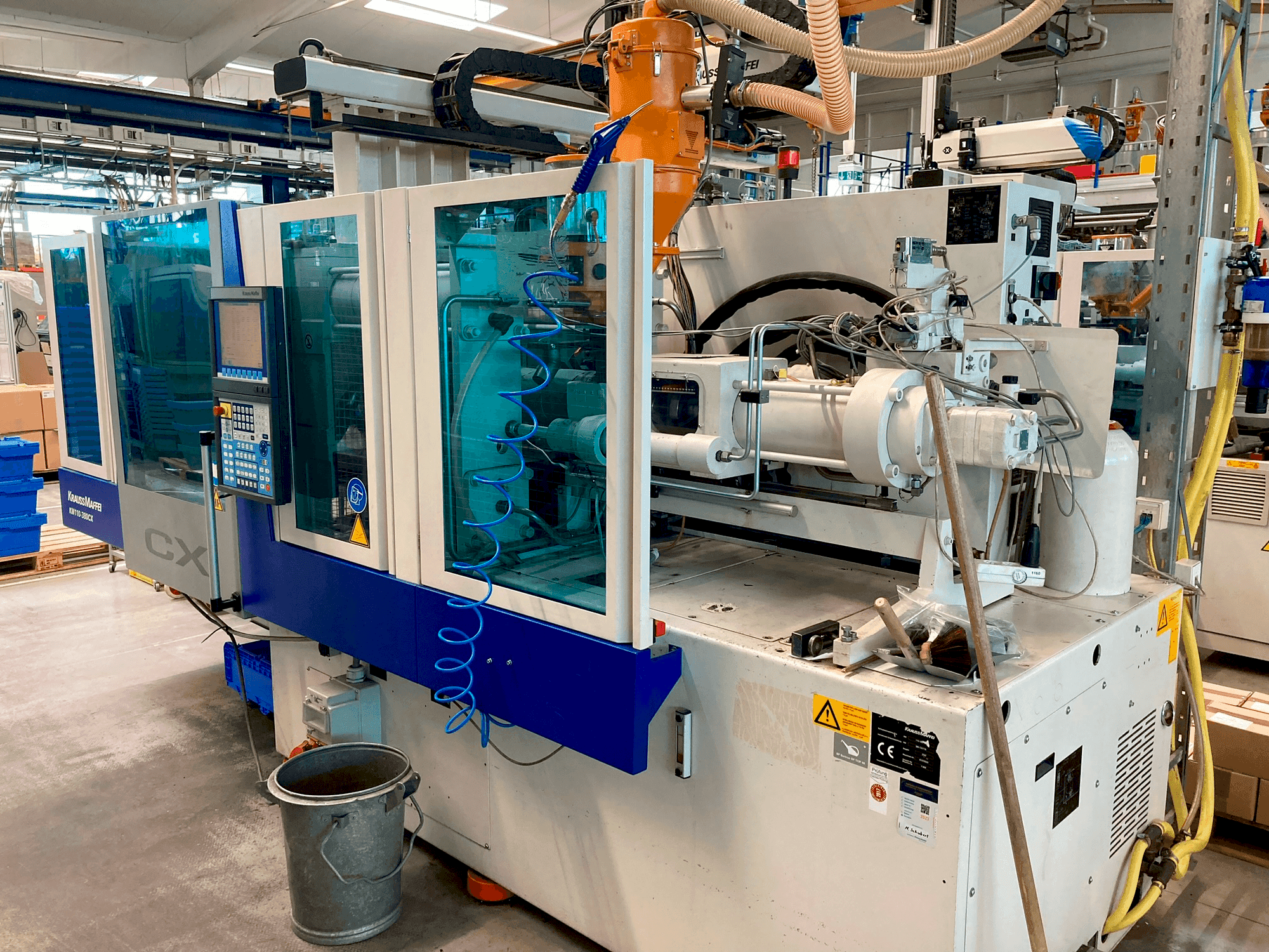 Krauss Maffei 110–380 CX-maskinen framifrån