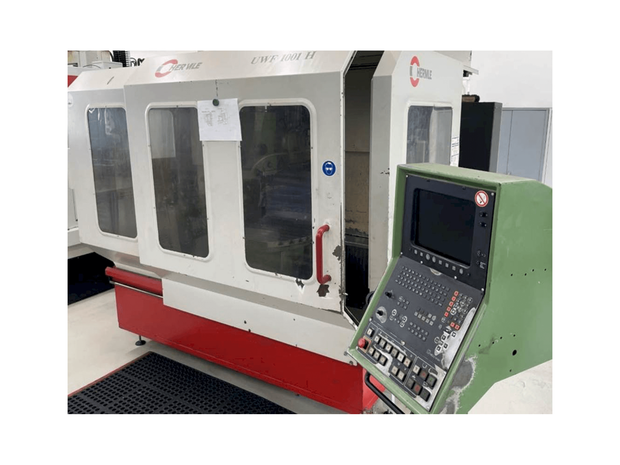 HERMLE UWF1001-maskinen framifrån