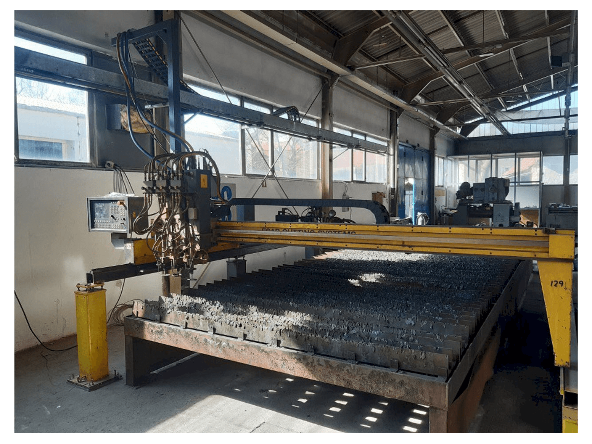 ESAB CXC-P3500-maskinen framifrån