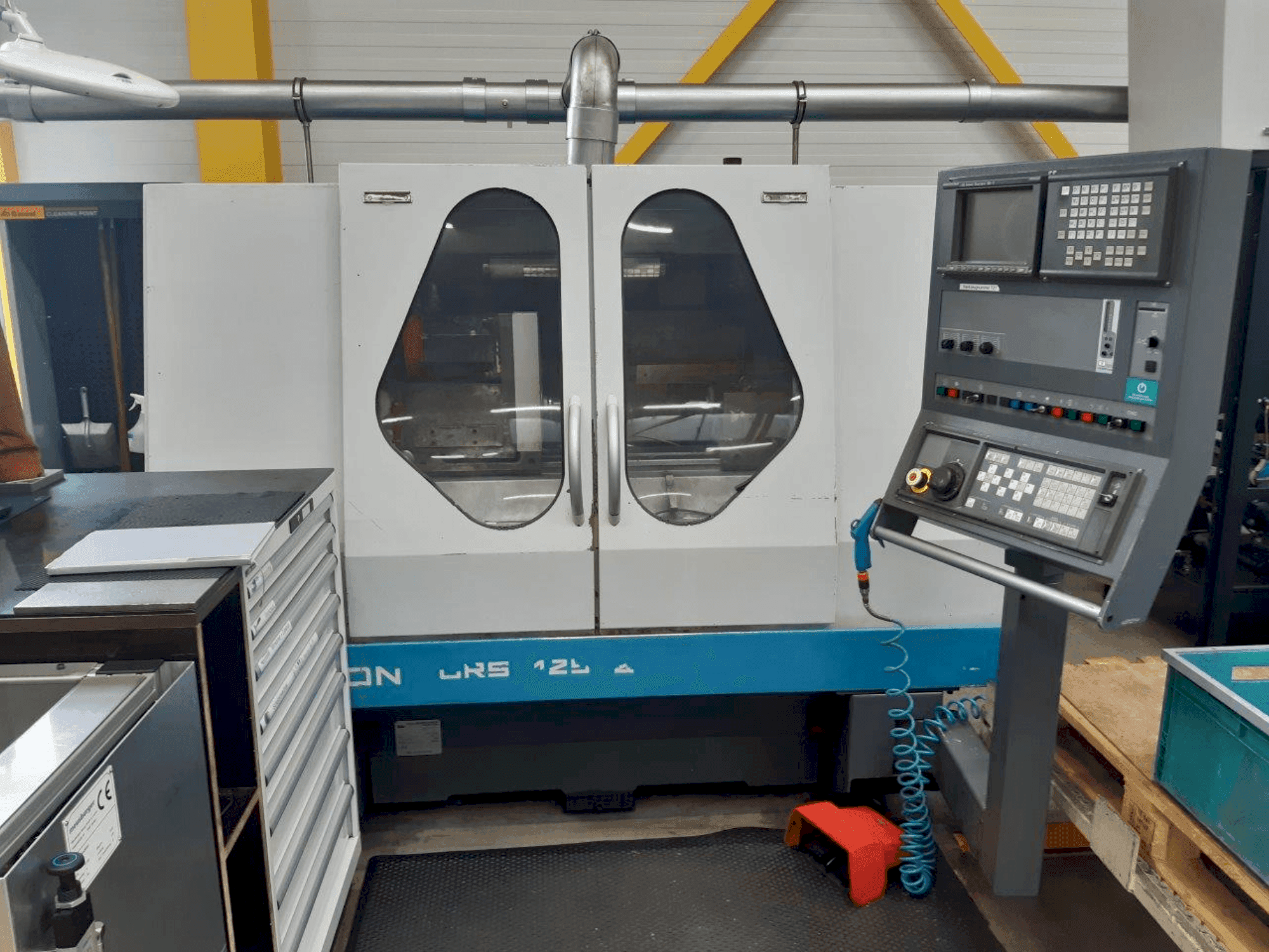 KELLENBERGER Kel-Vision URS 125-maskinen framifrån