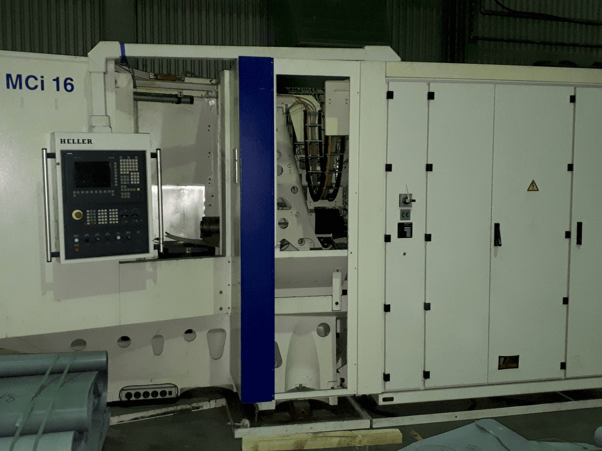 HELLER MCi 16-maskinen framifrån