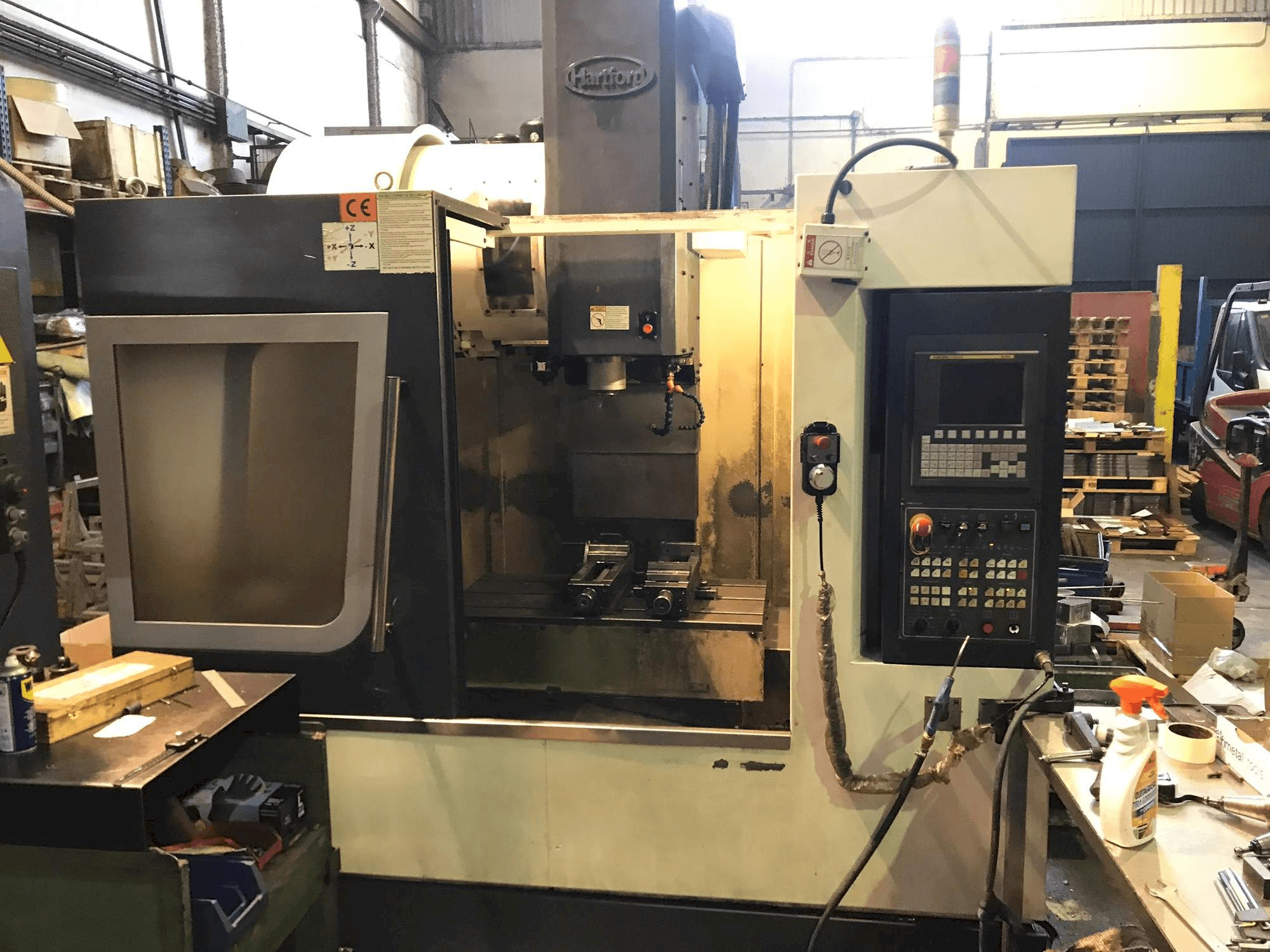 Hartford LG-800-maskinen framifrån