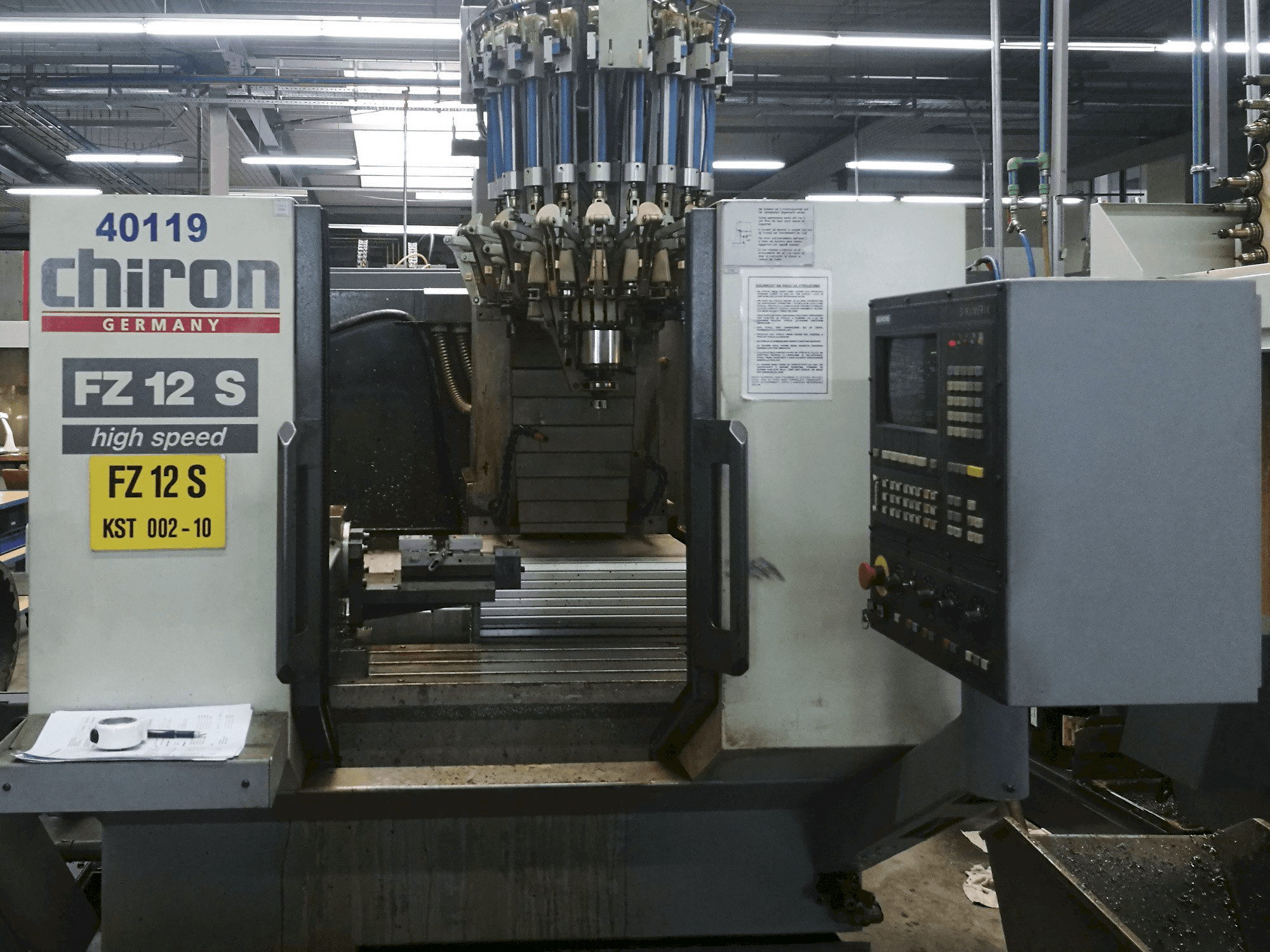 CHIRON FZ 12 S-maskinen framifrån