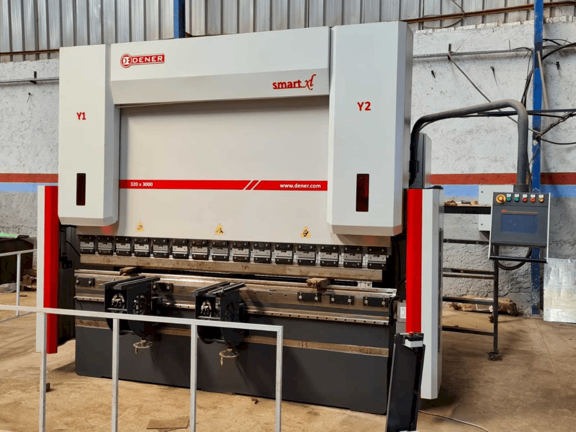 DENER SX 30320-maskinen framifrån