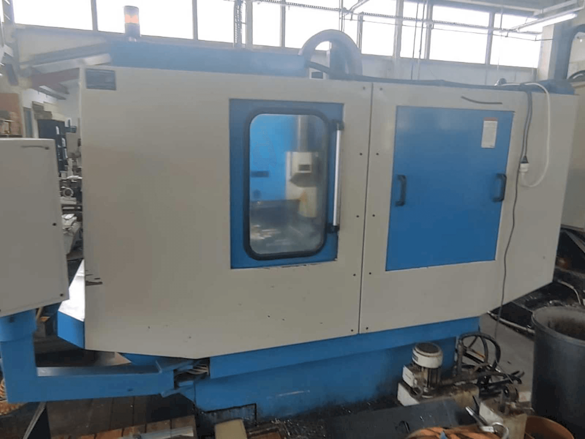 KONDIA CM-60-maskinen framifrån