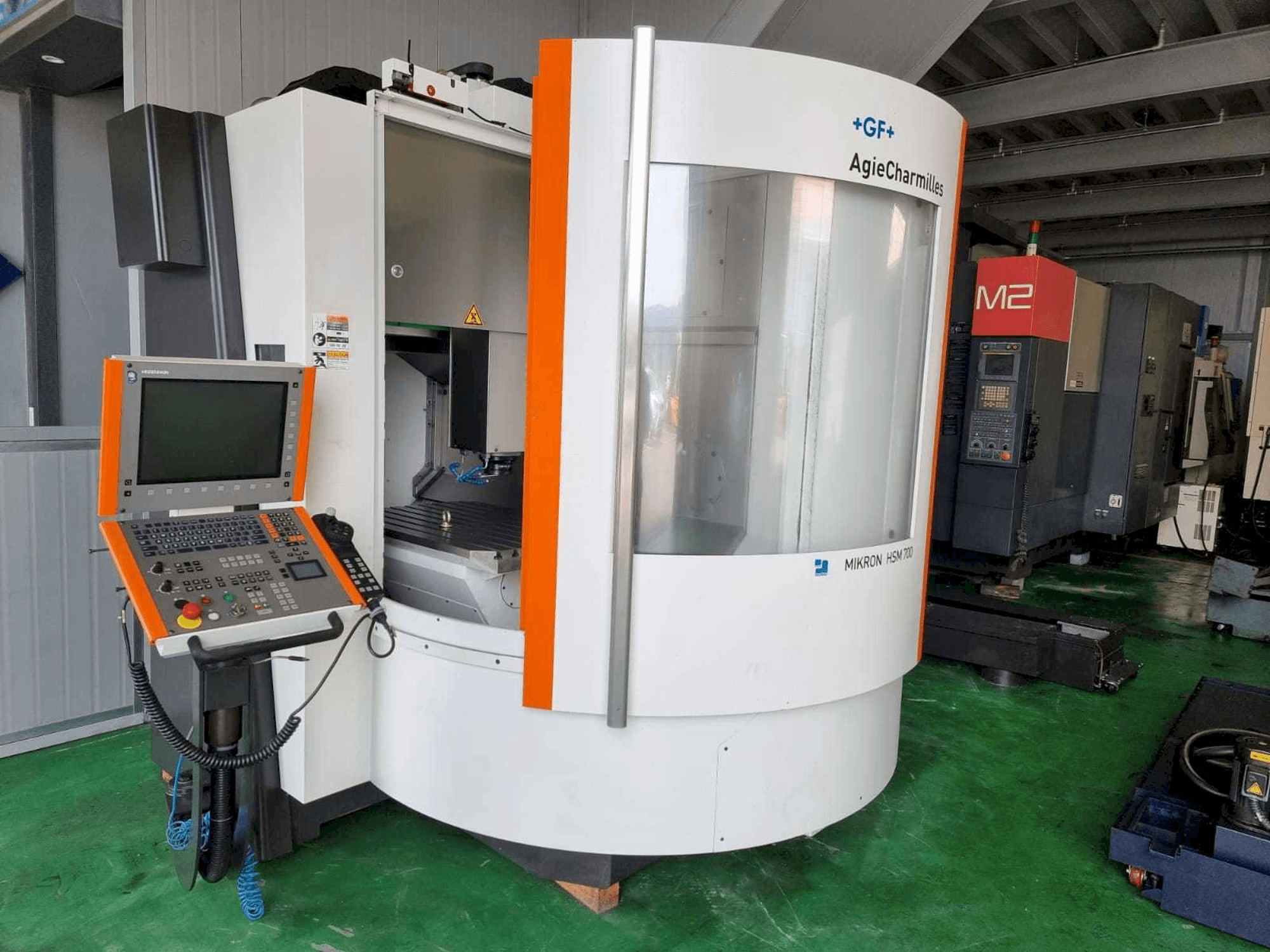 GF AgieCharmilles Mikron HSM 700-maskinen framifrån