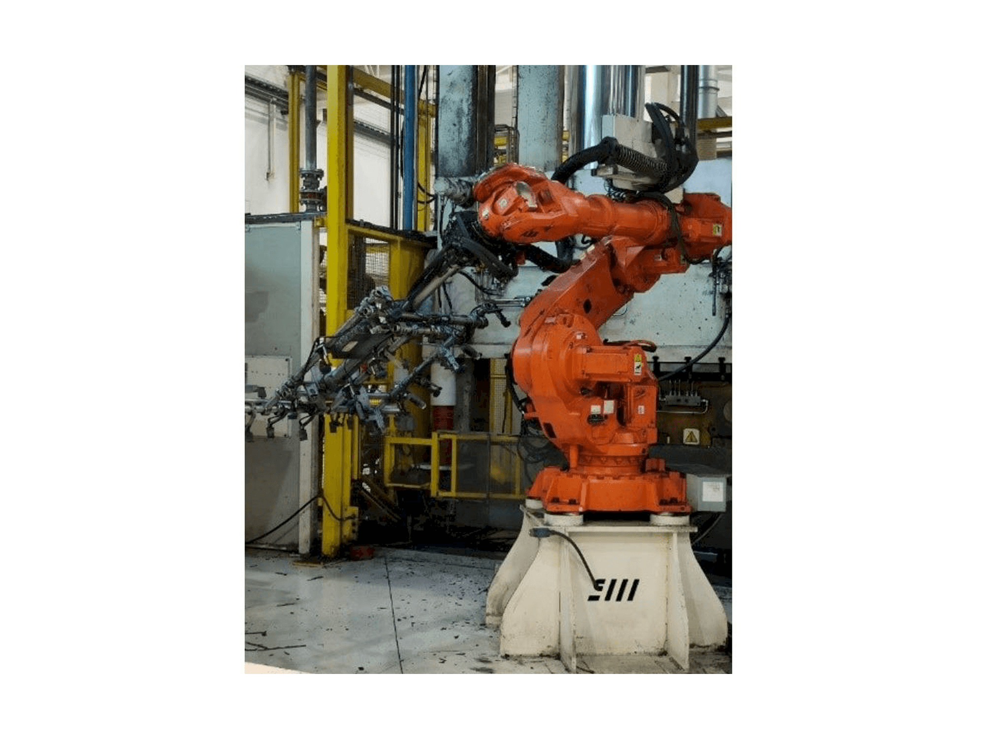 ABB IRB 6640-185/2.8-maskinen framifrån