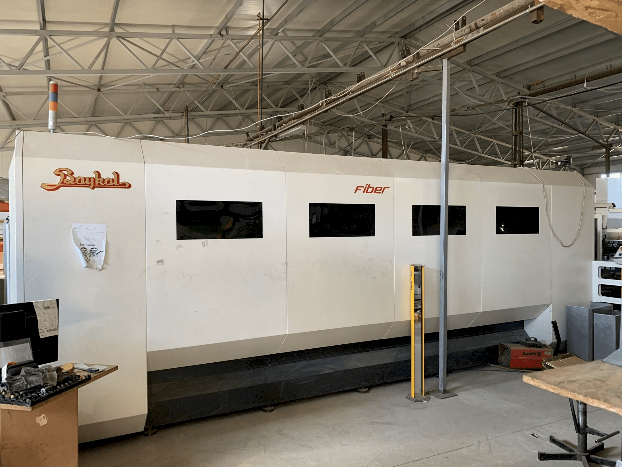 Baykal BLS-NL 1530 2kW-maskinen framifrån