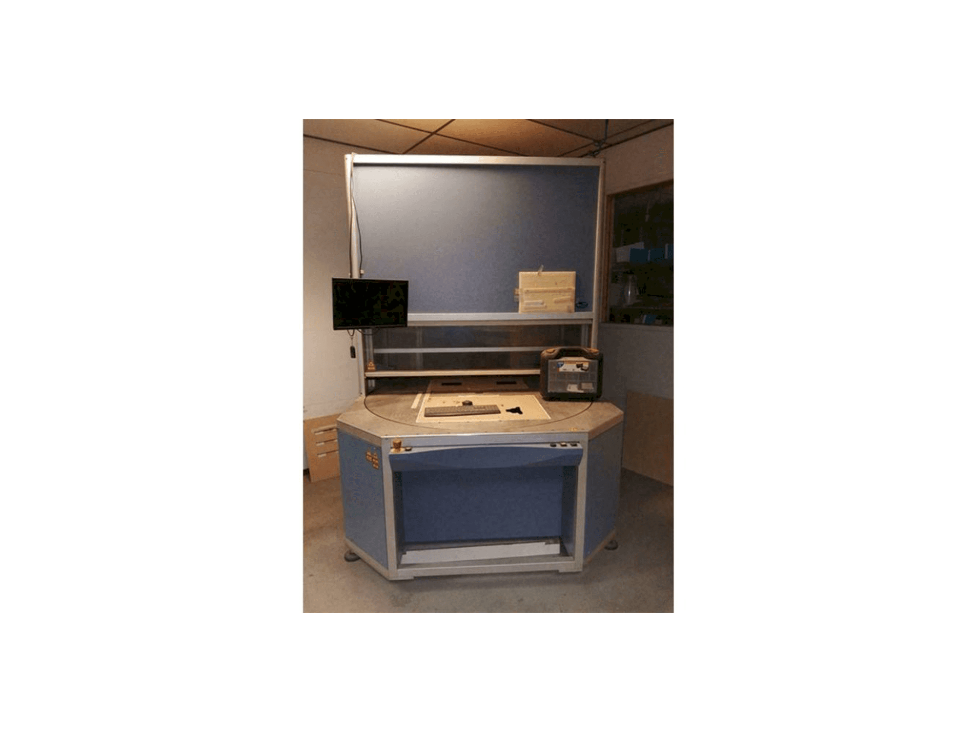 SEI Laser INFINITY 5070-maskinen framifrån