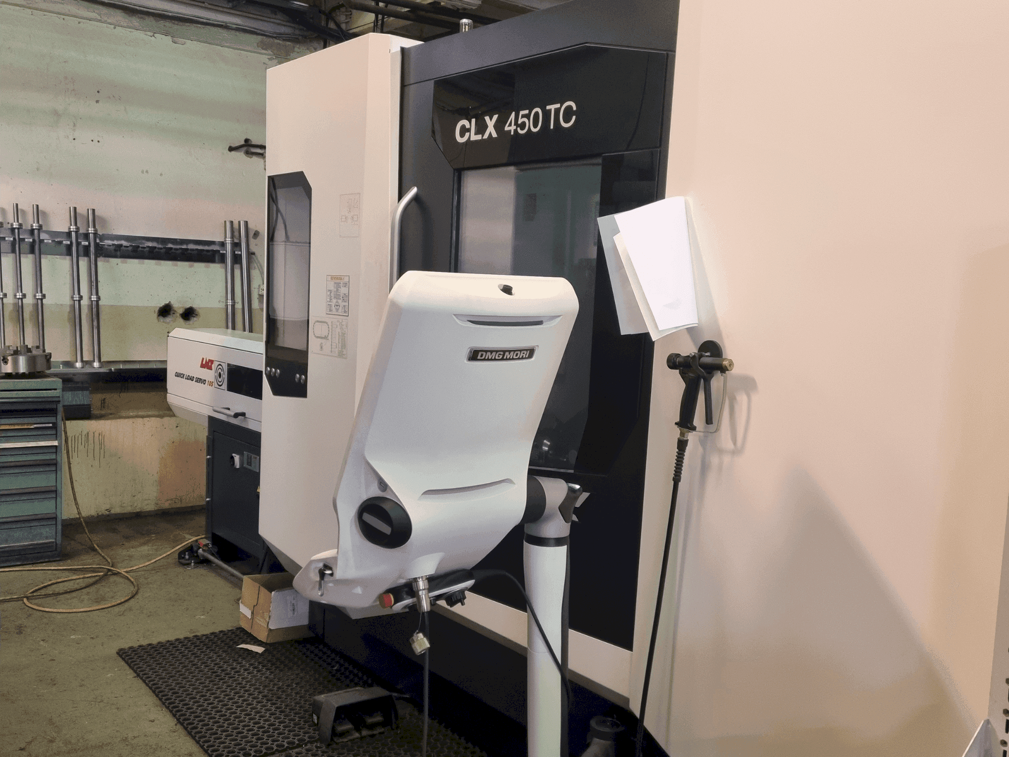 DMG MORI CLX 450 TC-maskinen framifrån