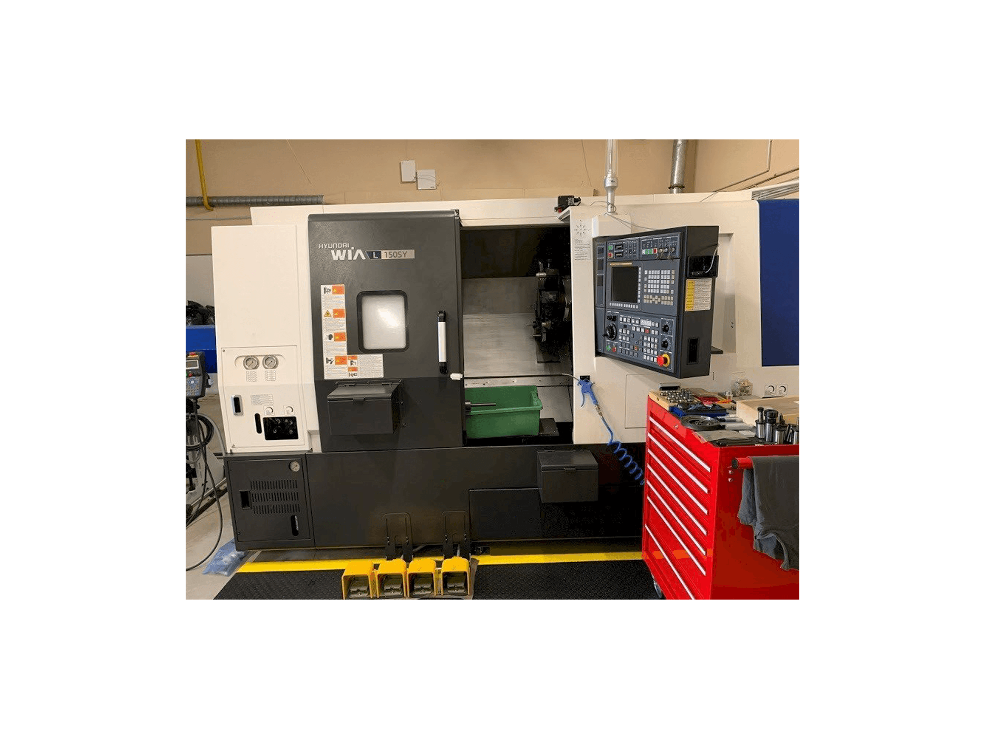 Hyundai Wia L150SY-maskinen framifrån