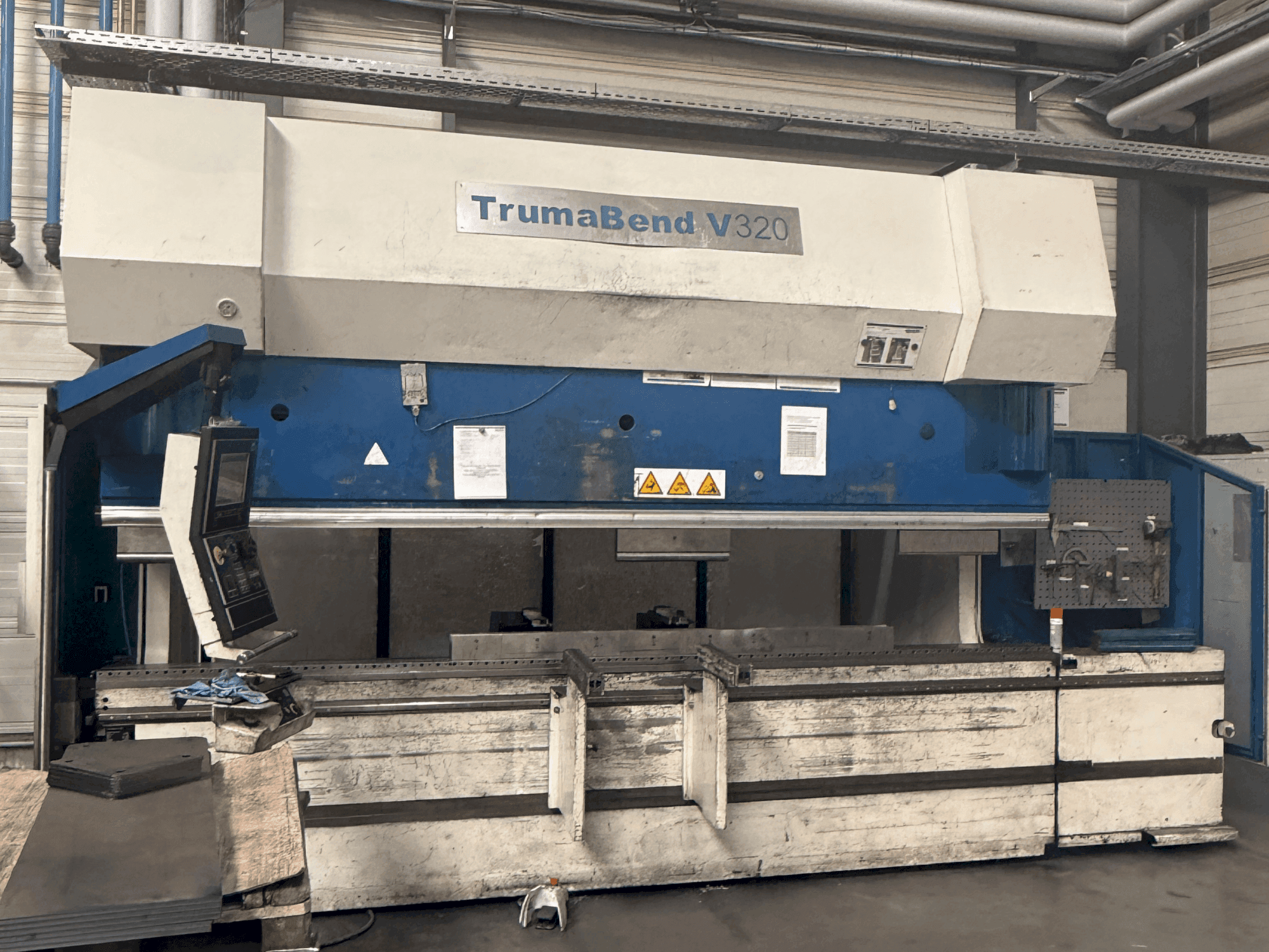 TRUMPF TrumaBend V320-maskinen framifrån