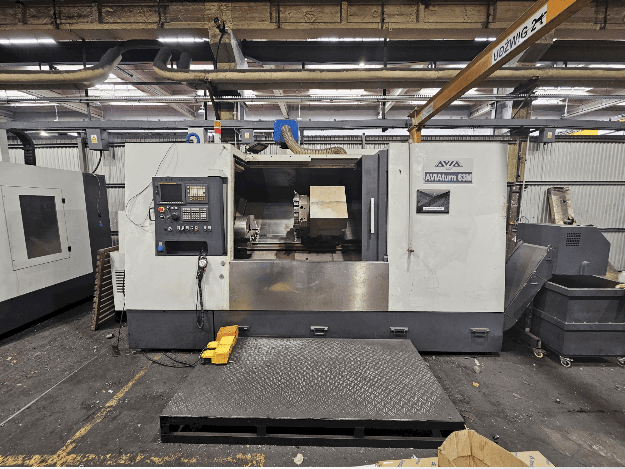 Avia Turn 63M-maskinen framifrån