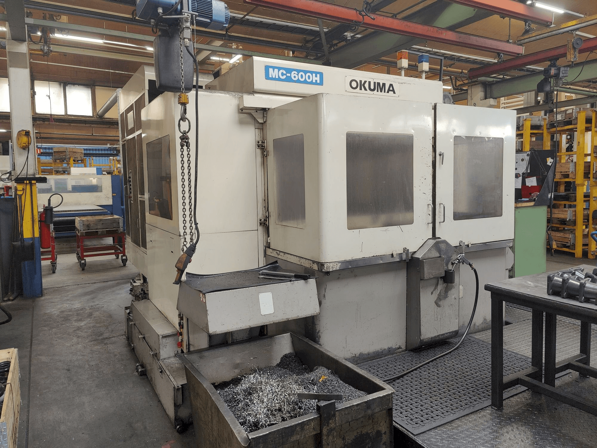 Okuma MC-600 H-maskinen framifrån