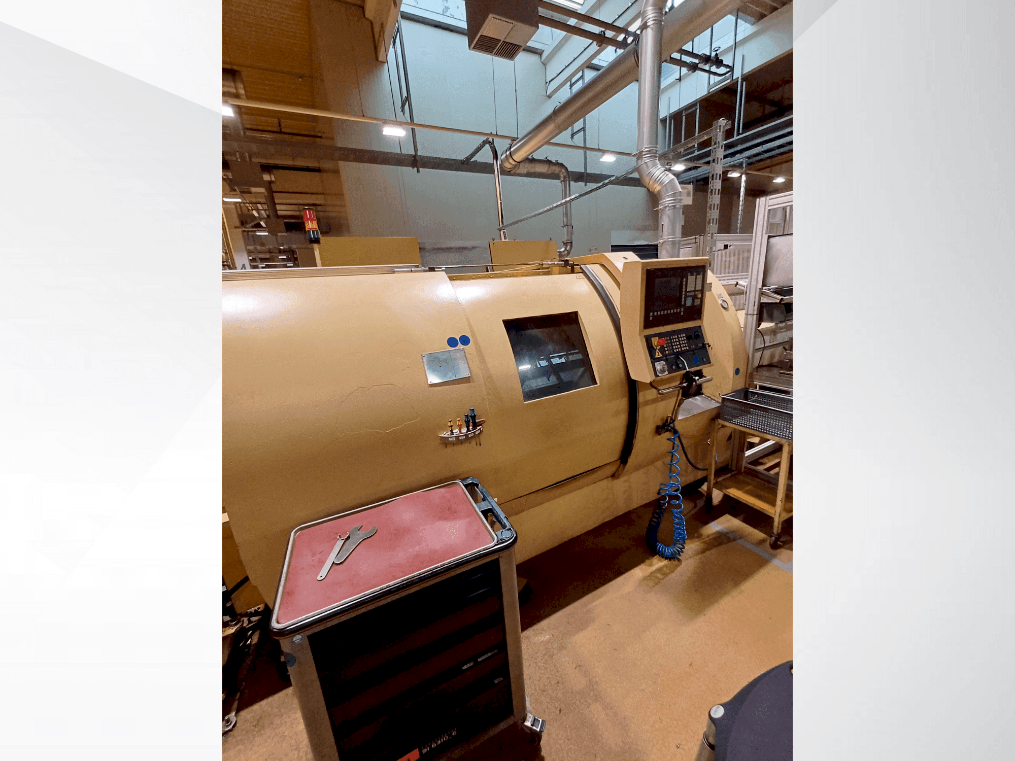 TRENS SBL500 CNC-maskinen framifrån