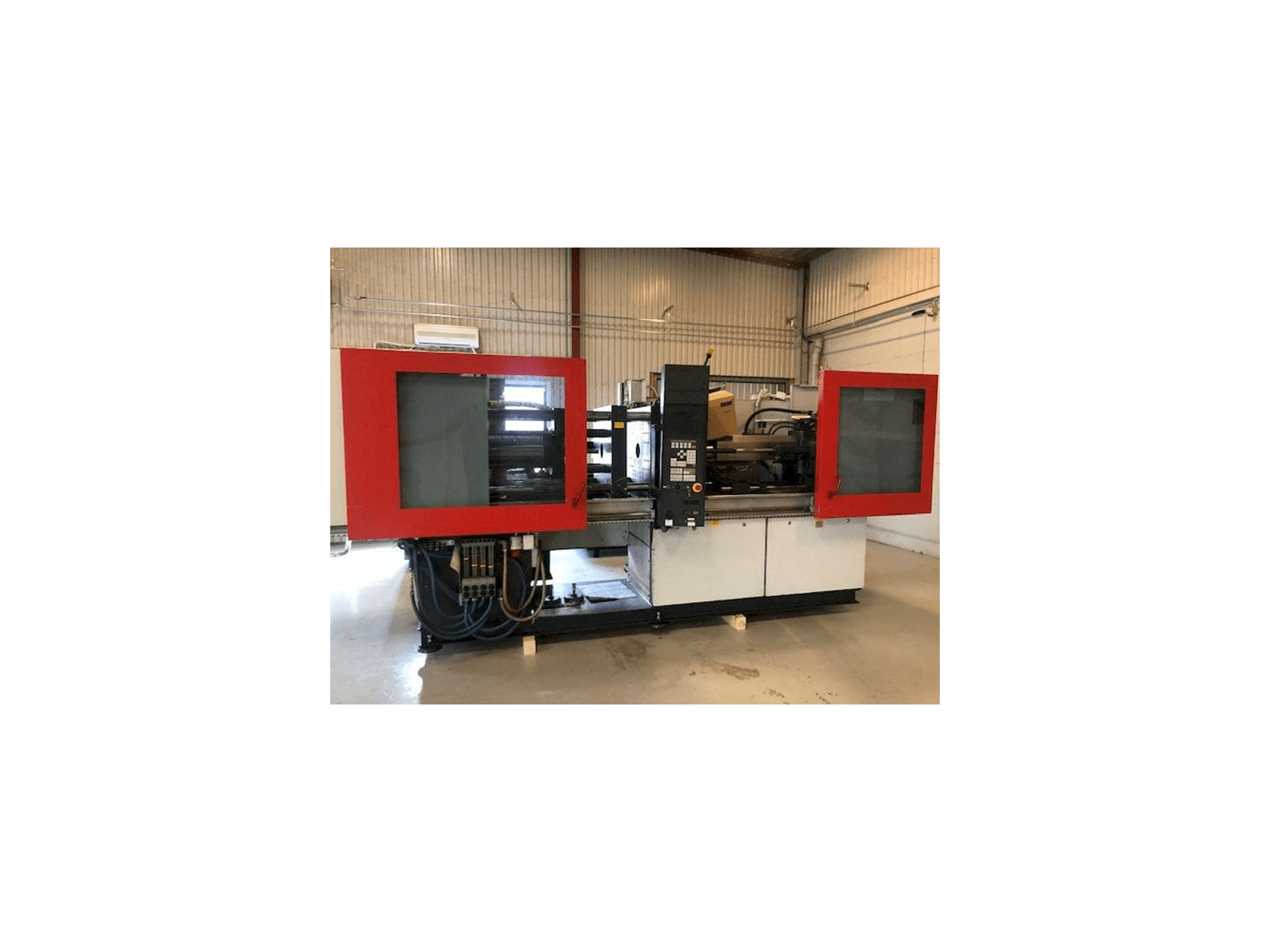 FERROMATIK MILACRON K110-maskinen framifrån