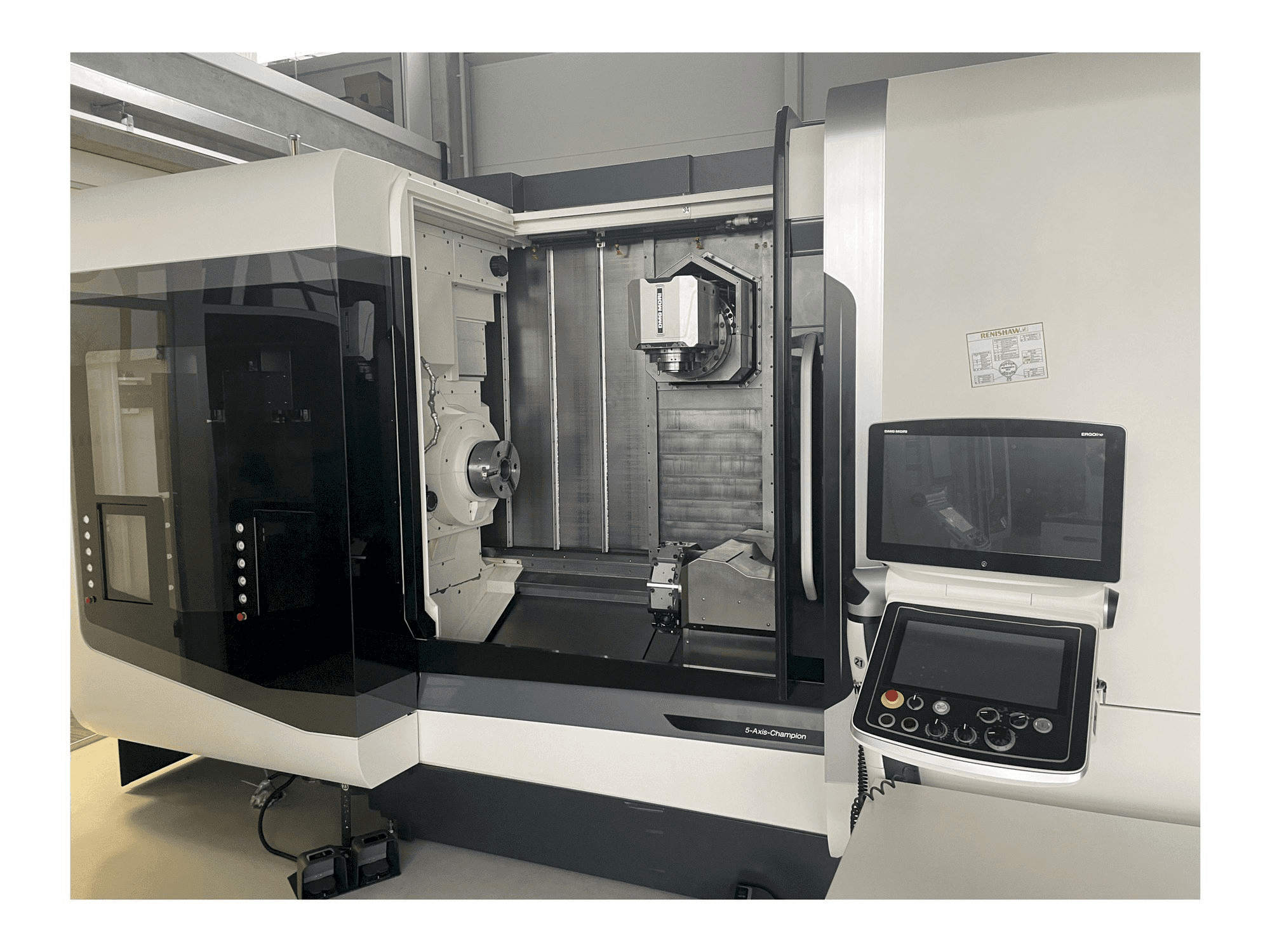 DMG MORI NTX 2500/1500-maskinen framifrån