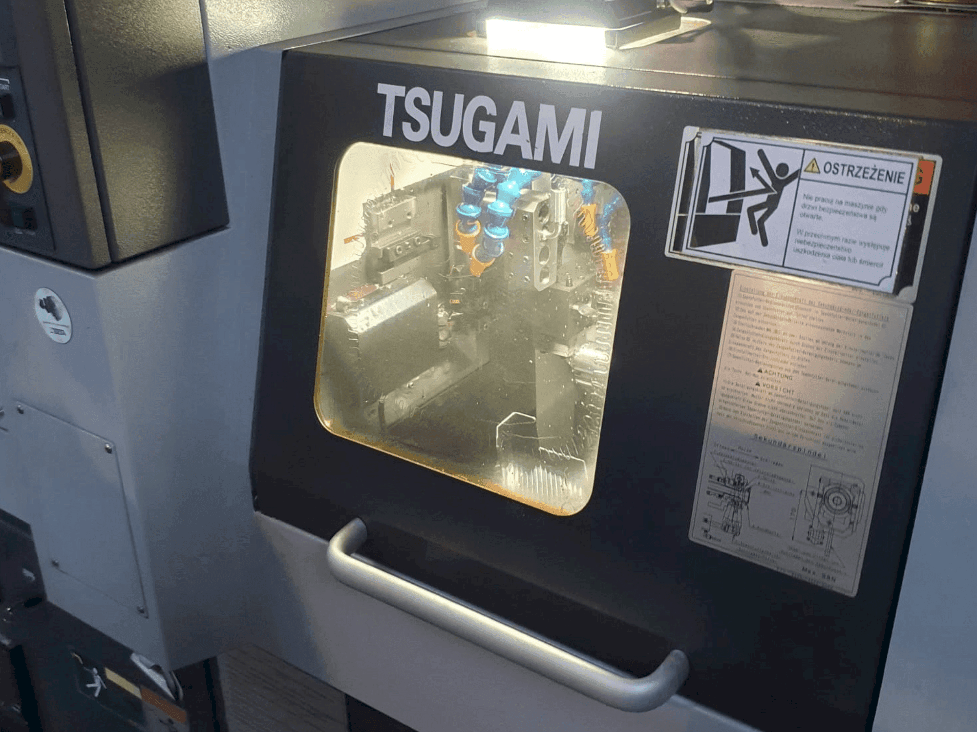 TSUGAMI BO-205E-maskinen framifrån
